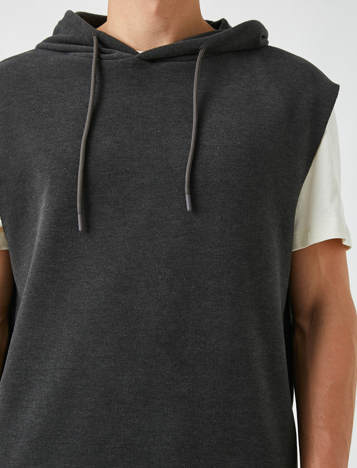 Kapüşonlu Basic Kolsuz Sweatshirt
