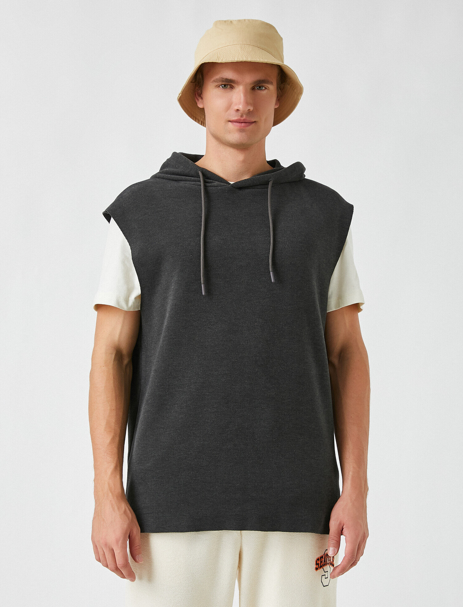 Kapüşonlu Basic Kolsuz Sweatshirt