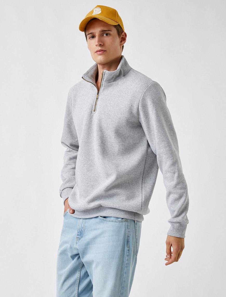   Yarım Fermuarlı Basic Sweatshirt