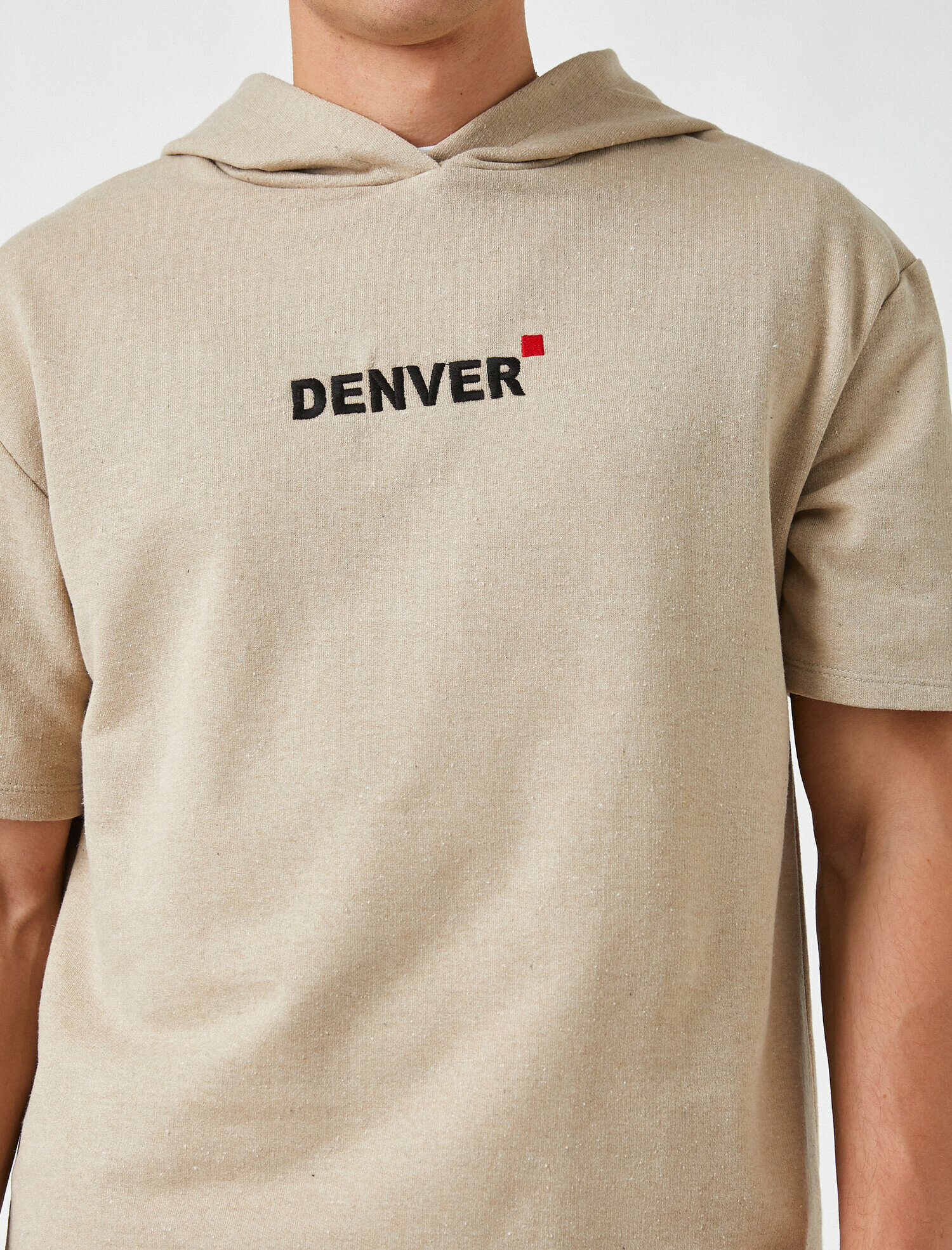   Kısa Kollu Kapüşonlu Sweatshirt Baskılı