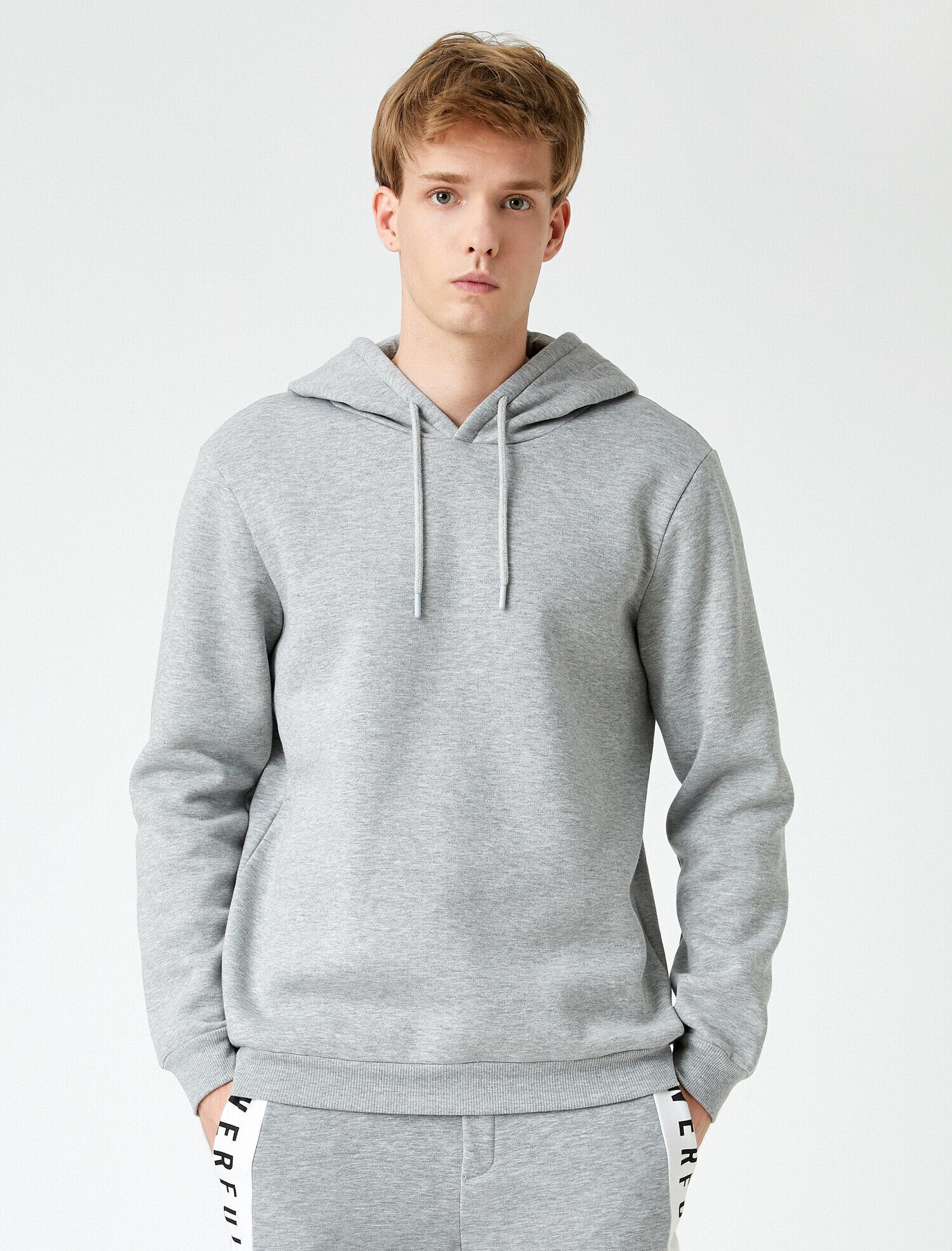 Basic Sweatshirt Kapüşonlu