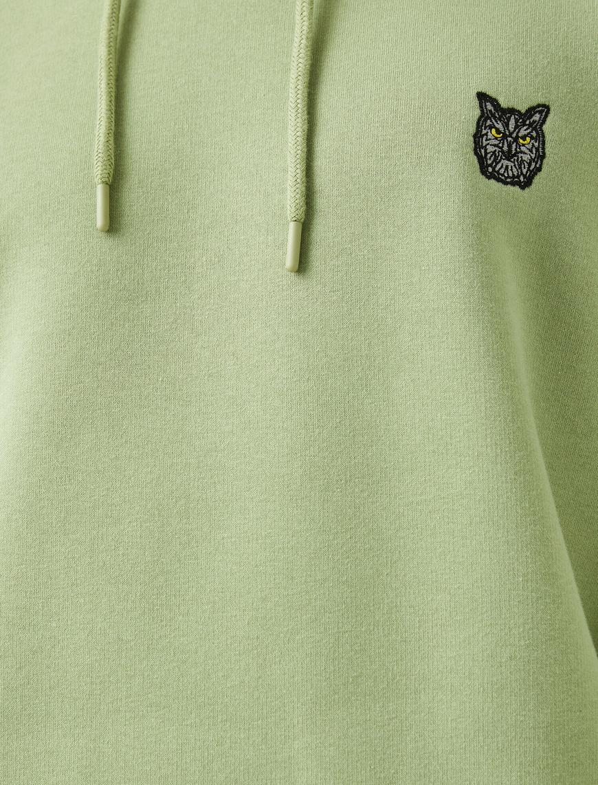   Kurt İşlemeli Kapüşonlu Sweatshirt