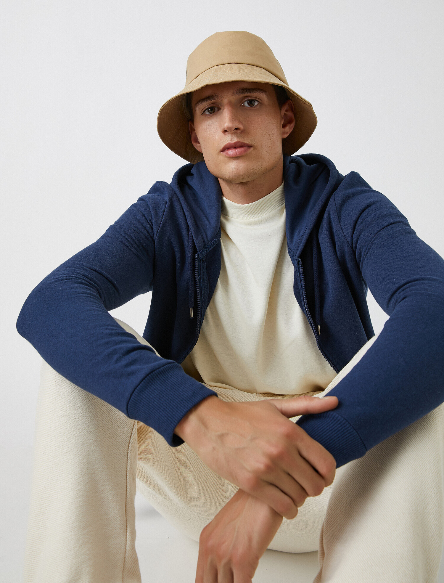   Fermuarlı Hırka Sweatshirt Kapüşonlu