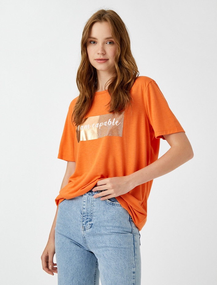  Parlak Baskılı Tişört