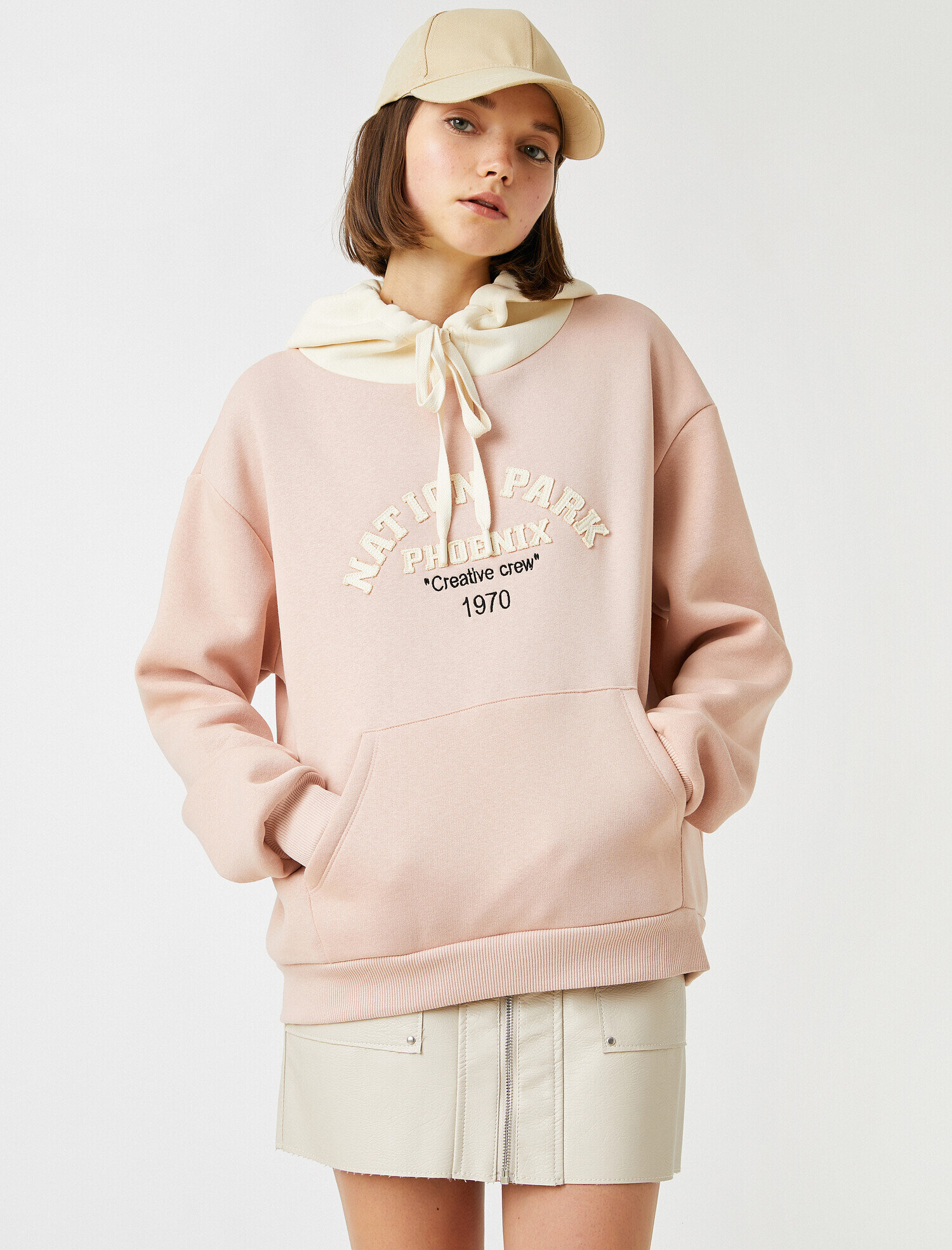   Kapüşonlu Nation Park İşlemeli Kanguru Cepli Sweatshirt İçi Polarlı