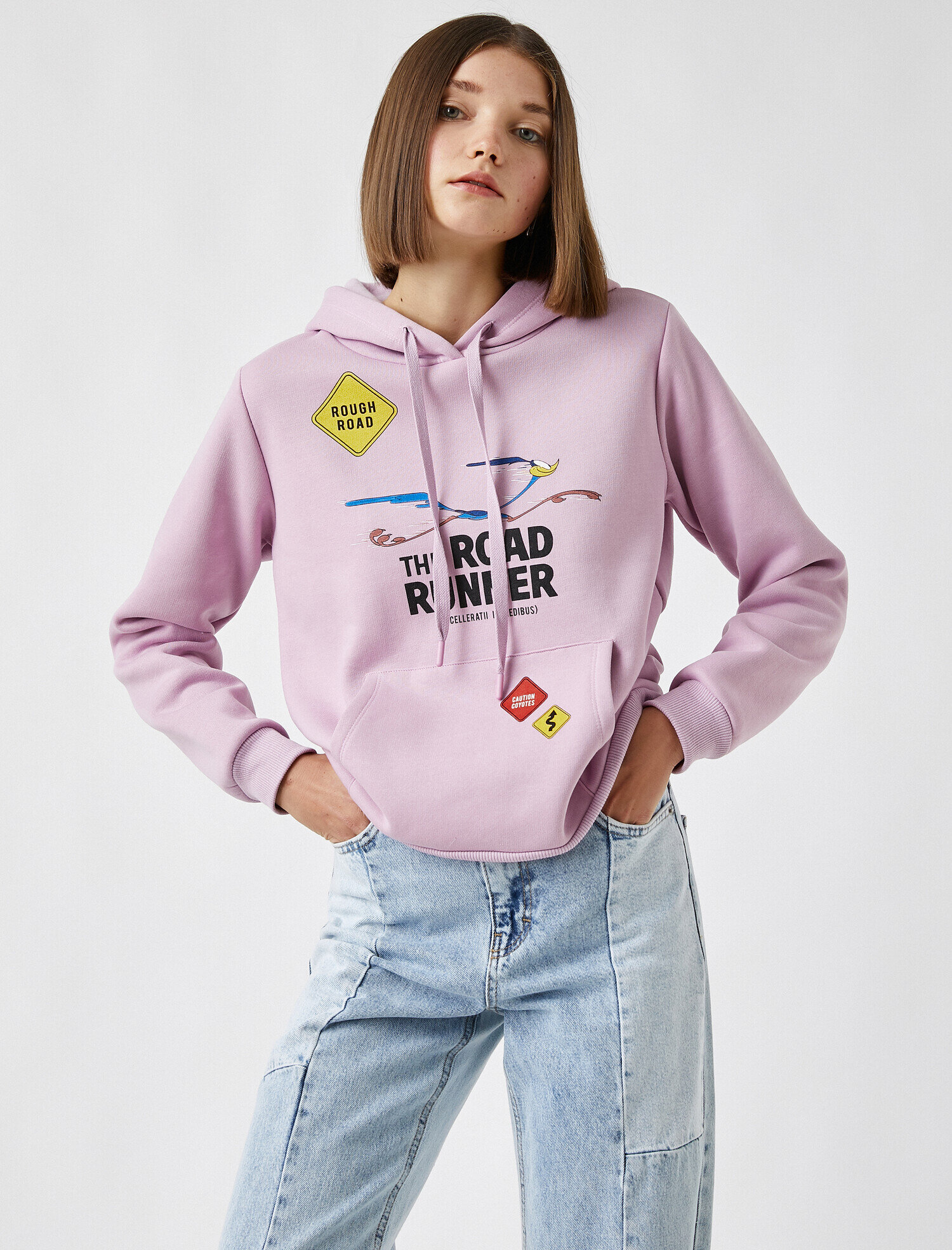   Warner Bros Lisanslı Kapüşonlu Cepli Baskılı Sweatshirt