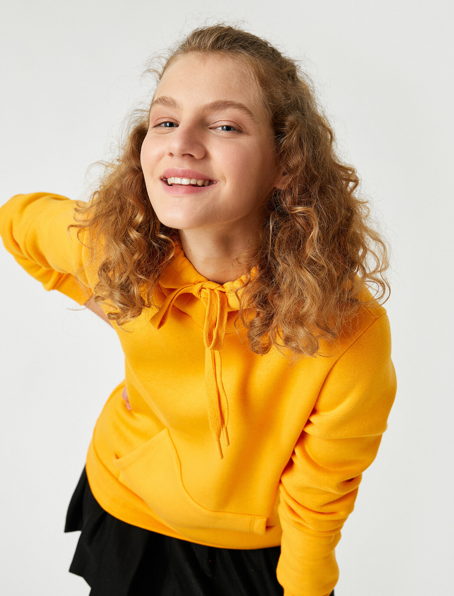   Kapüşonlu Kanguru Cepli Sweatshirt