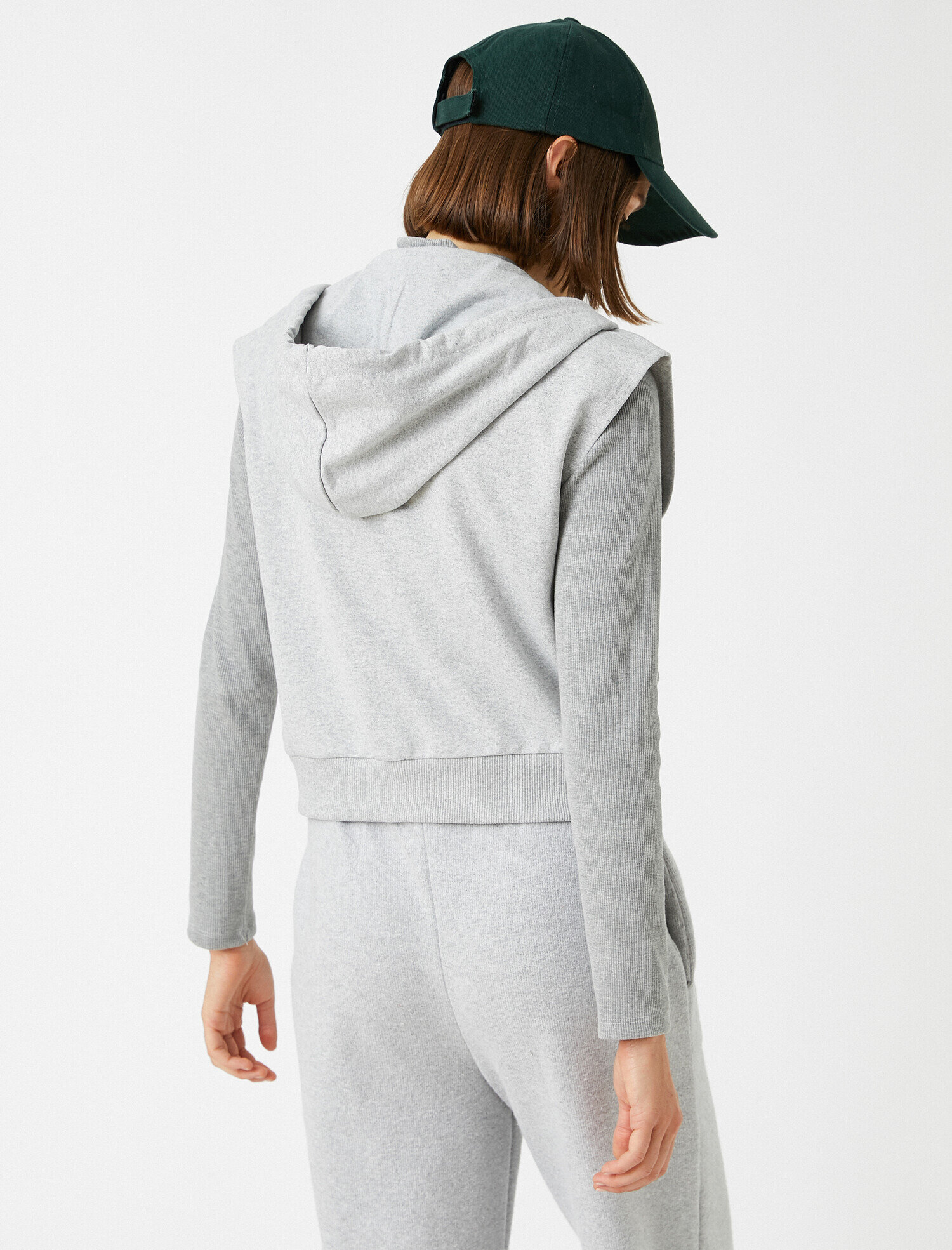   Kapüşonlu Fermuarlı Kolsuz Sweatshirt