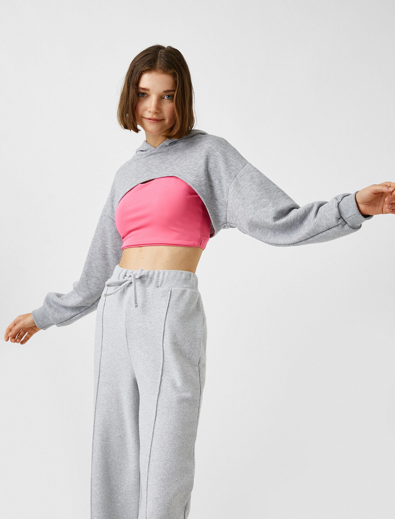   Kapüşonlu Uzun Kollu Kısa Sweatshirt