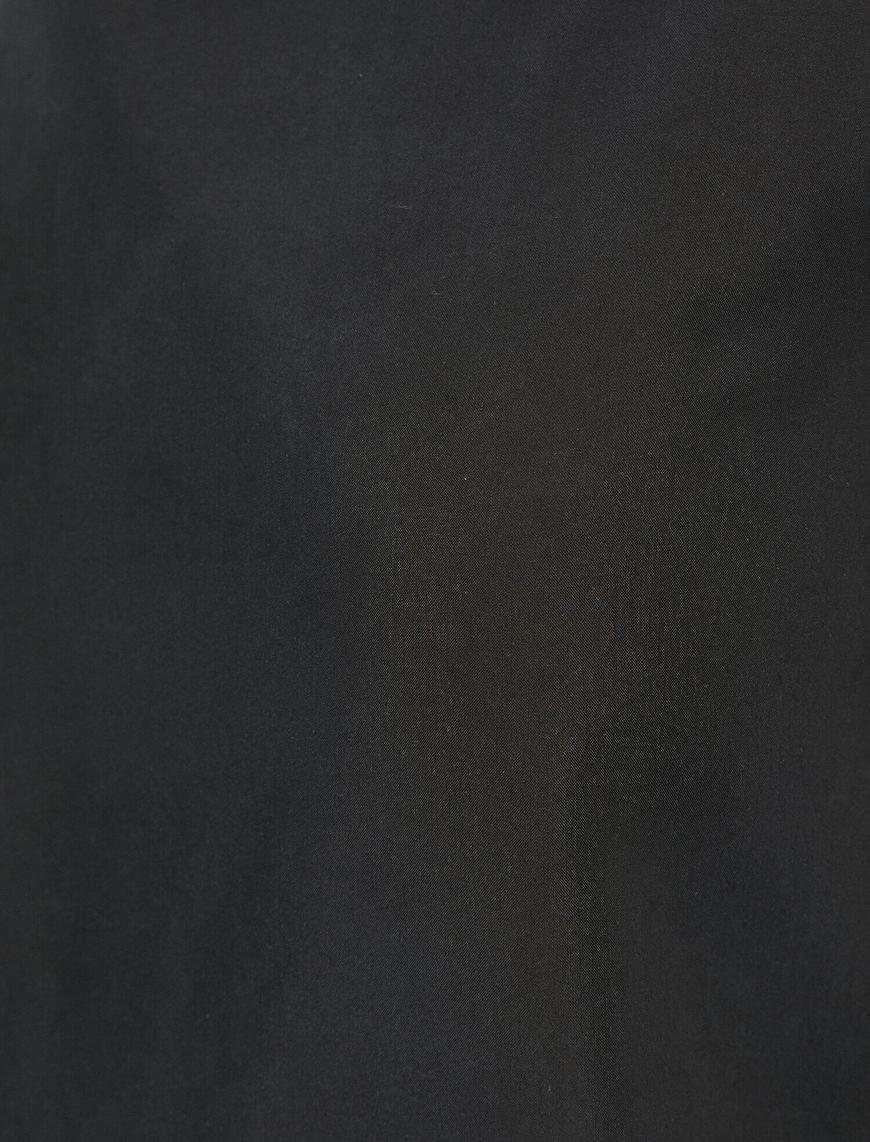   Yanları Yırtmaç Detaylı İnce Askılı Midi Elbise
