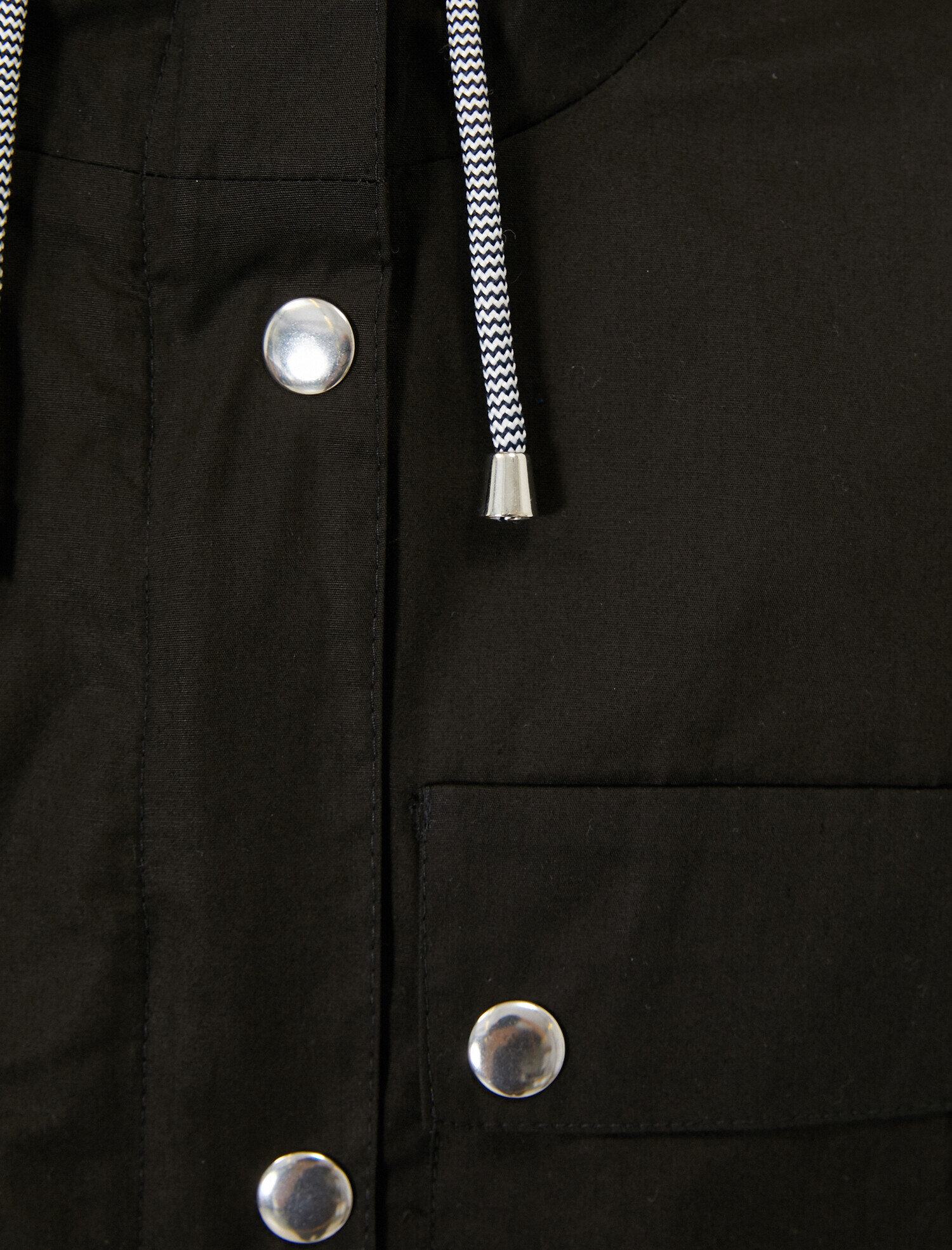   Kapüşonlu Bağcık Detaylı Uzun Mont