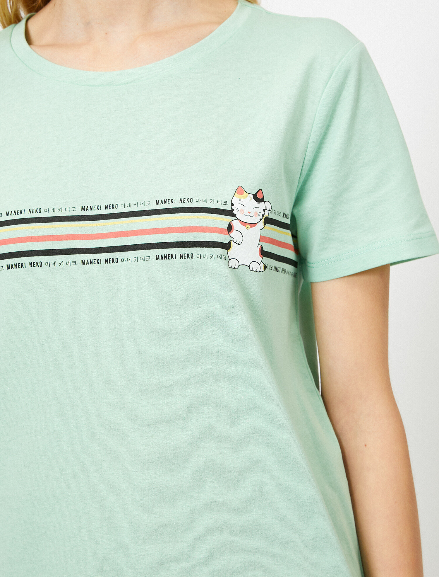   Bisiklet Yaka Baskılı Kısa Kol Tişört