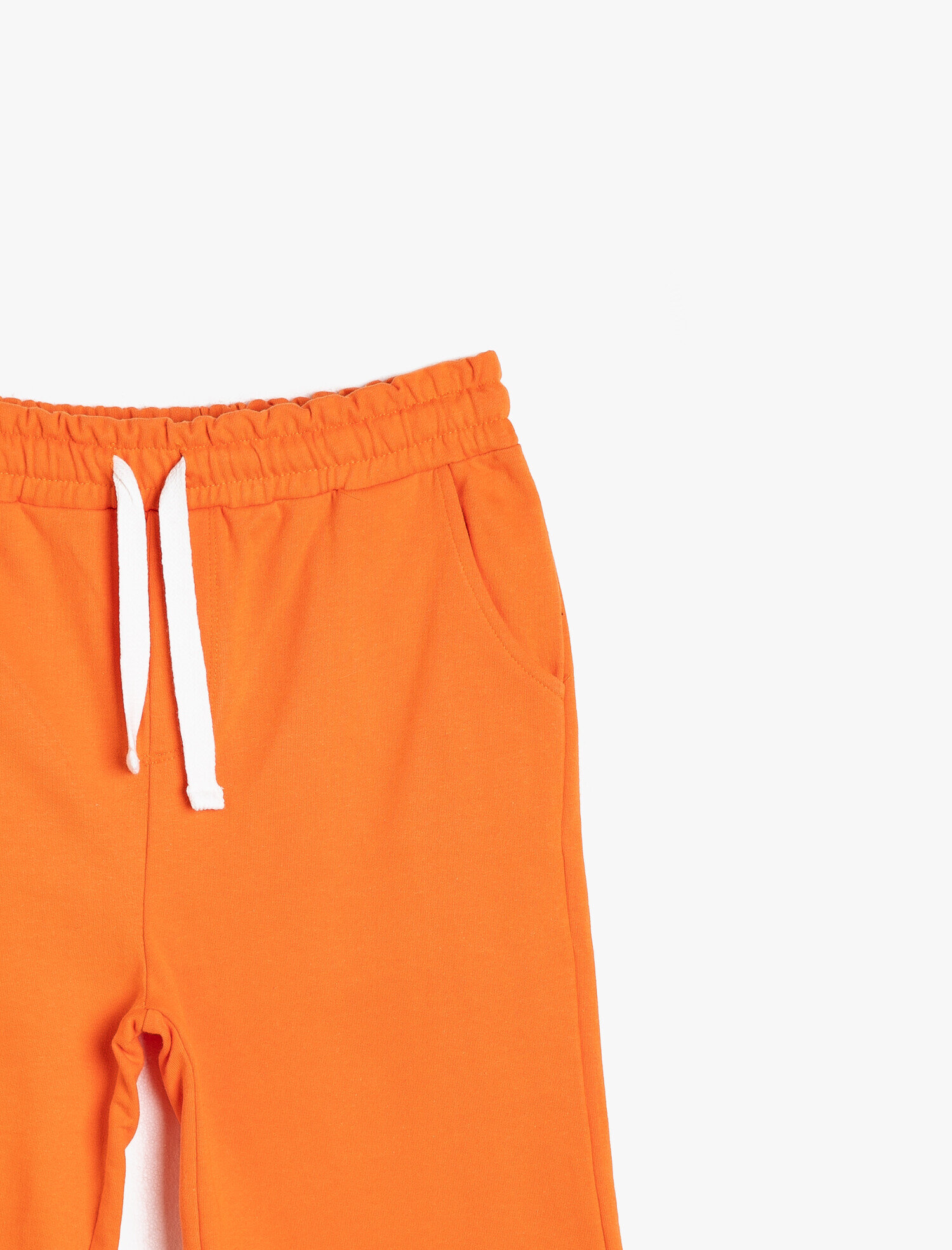  Erkek Çocuk Basic İnce Sweat Kumaşından Cepli Beli Kordonlu Şort