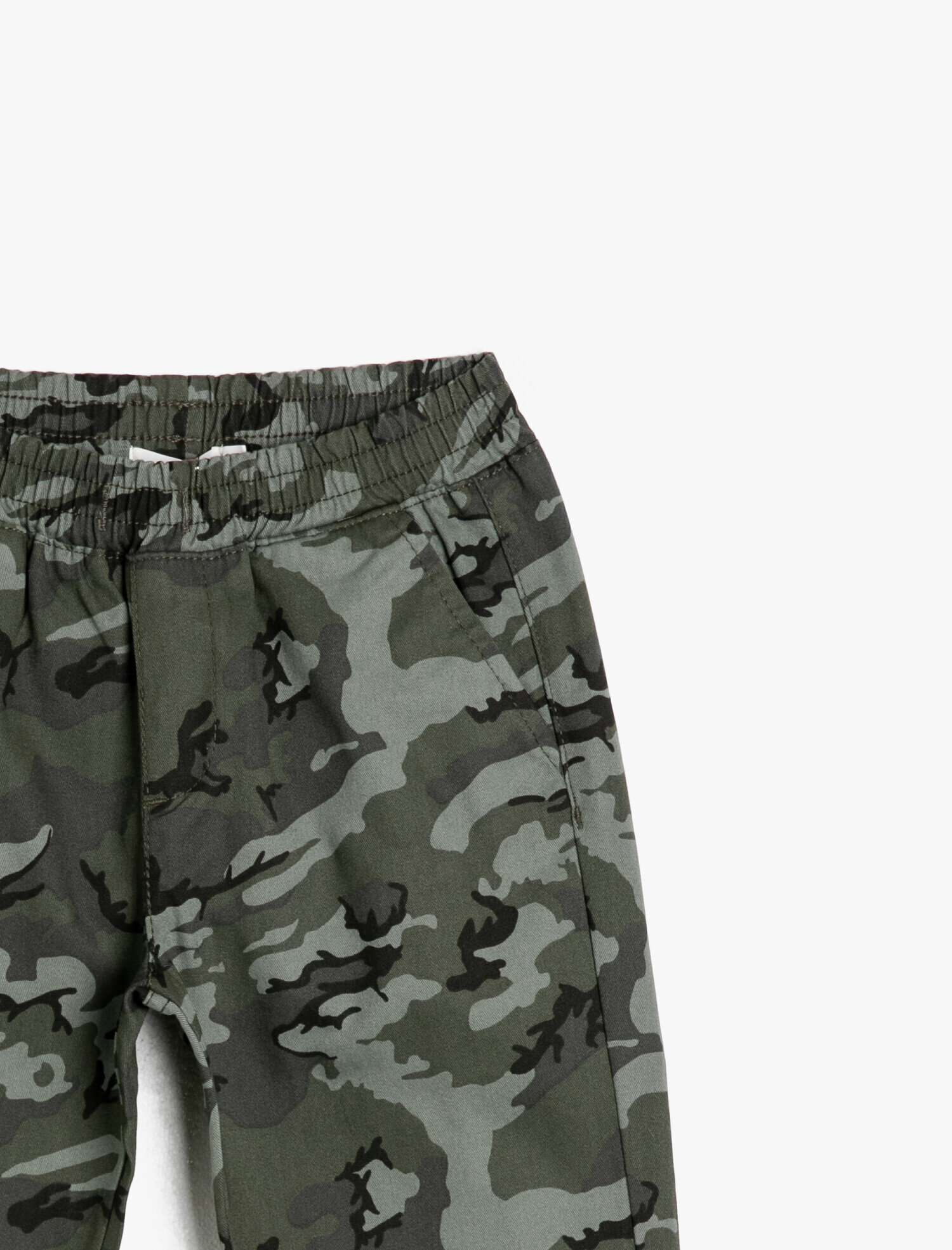  Erkek Çocuk Kamuflaj Desenli Beli Lastikli Pamuklu Pantalon