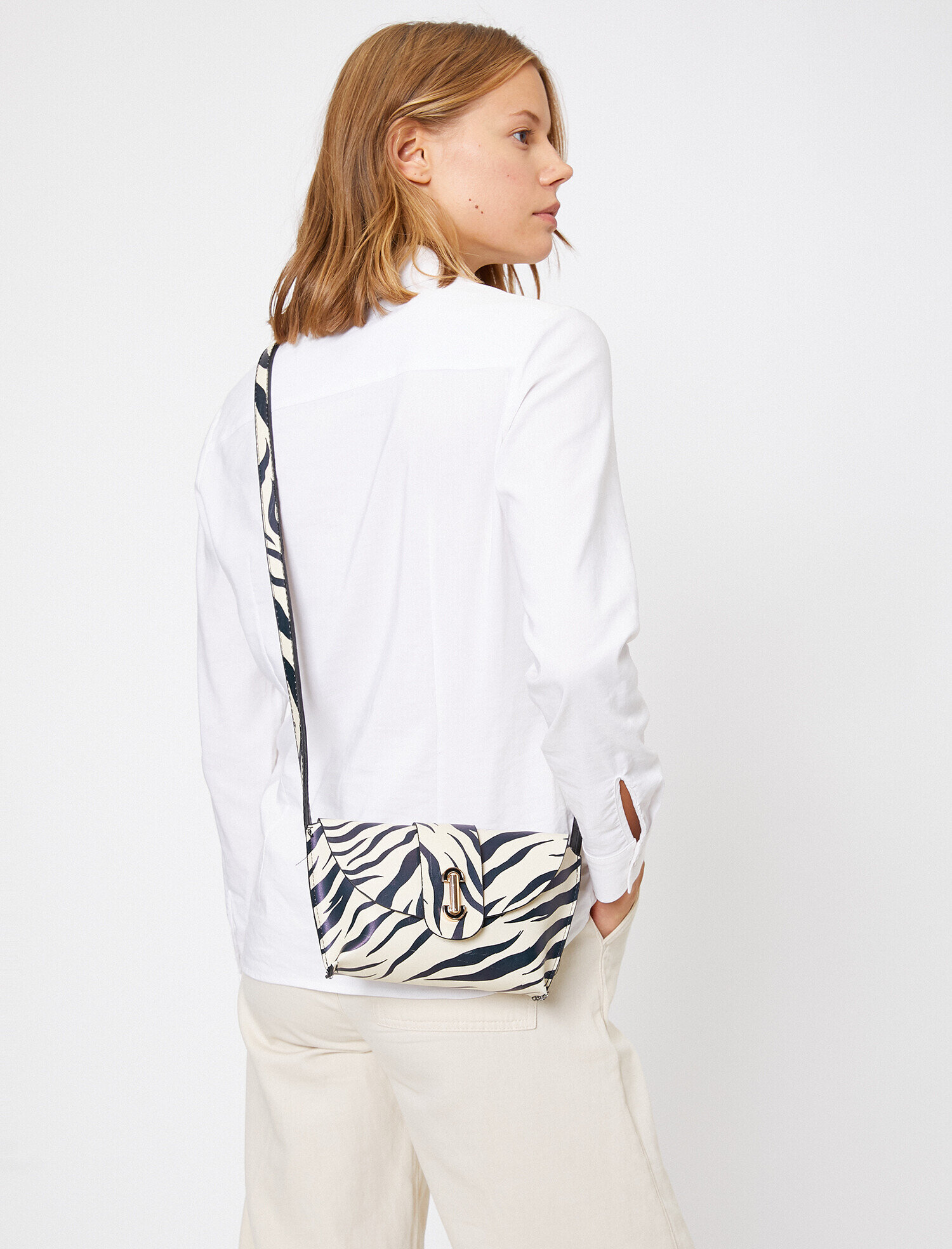  Kadın Zebra Desenli Çanta