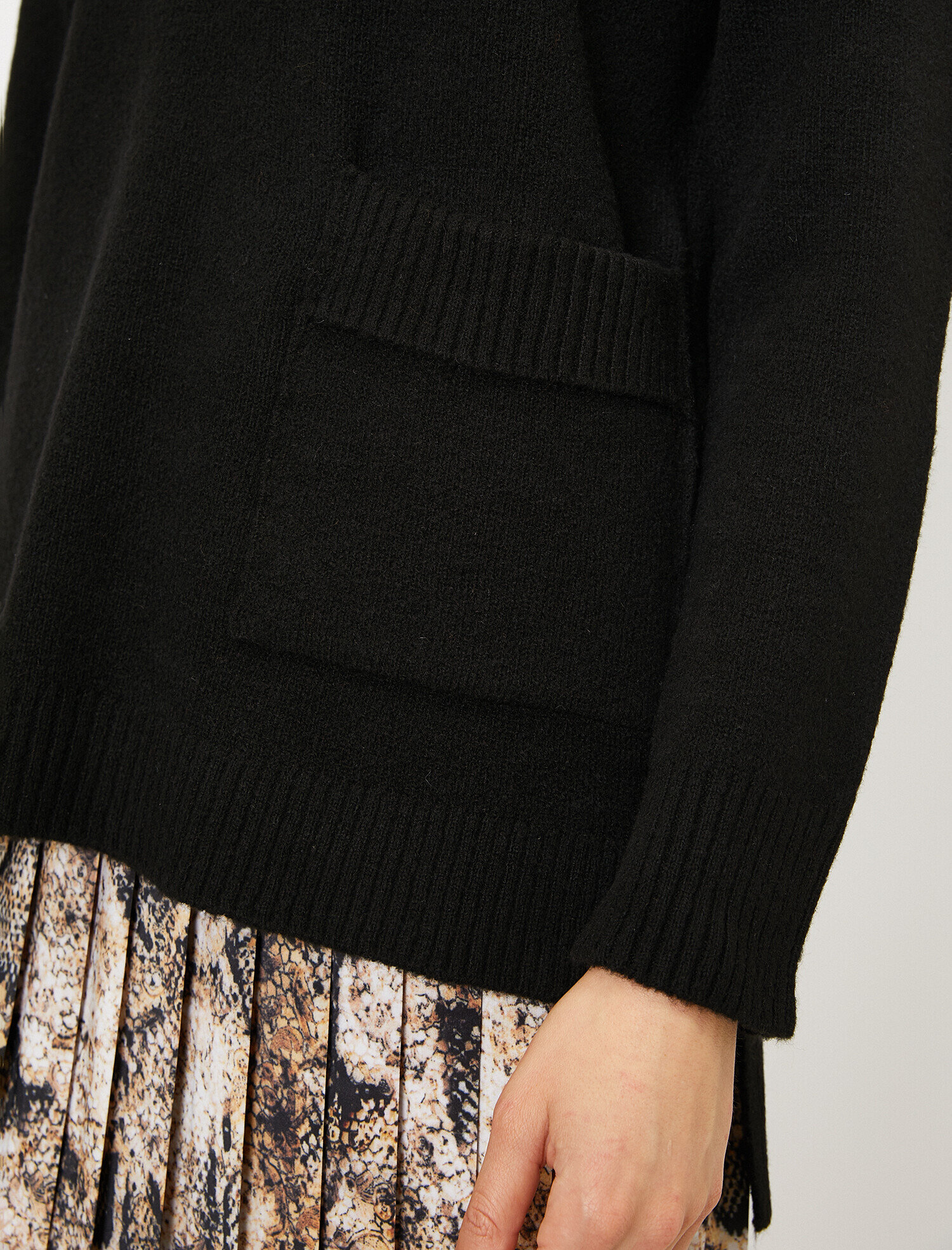   Cep Detaylı Triko Tunik