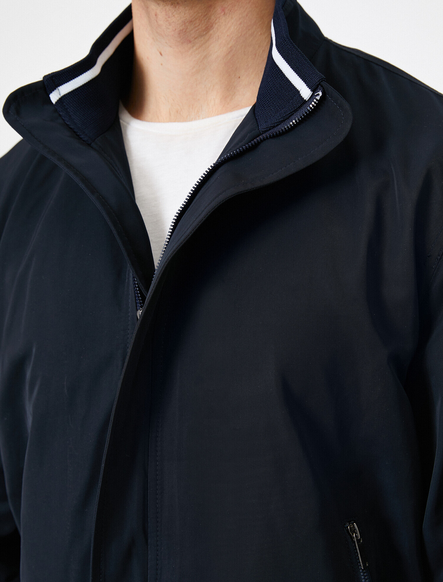   Çizgili Ribanalı Fermuarlı Mont