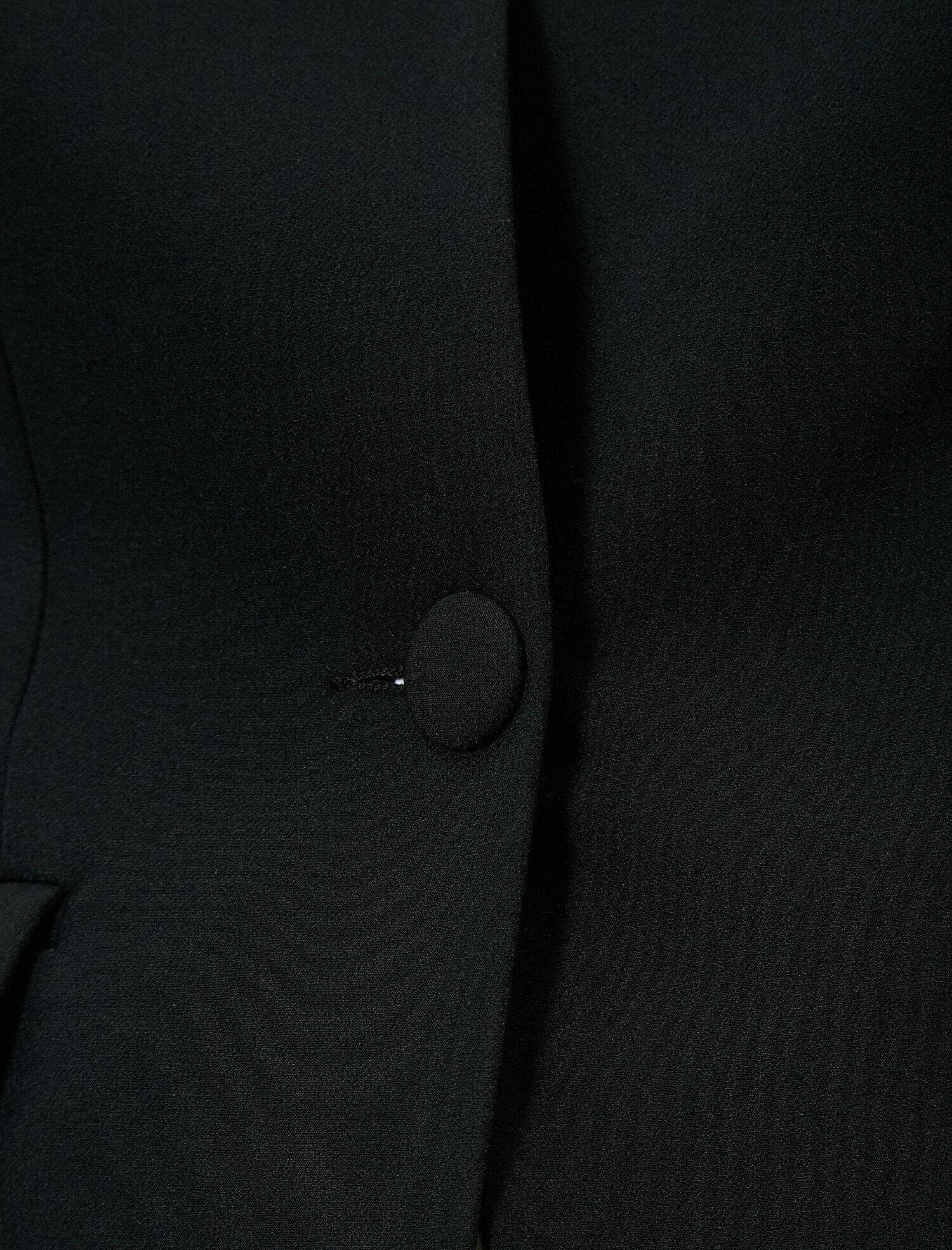   Tek Düğme Detaylı Ceket