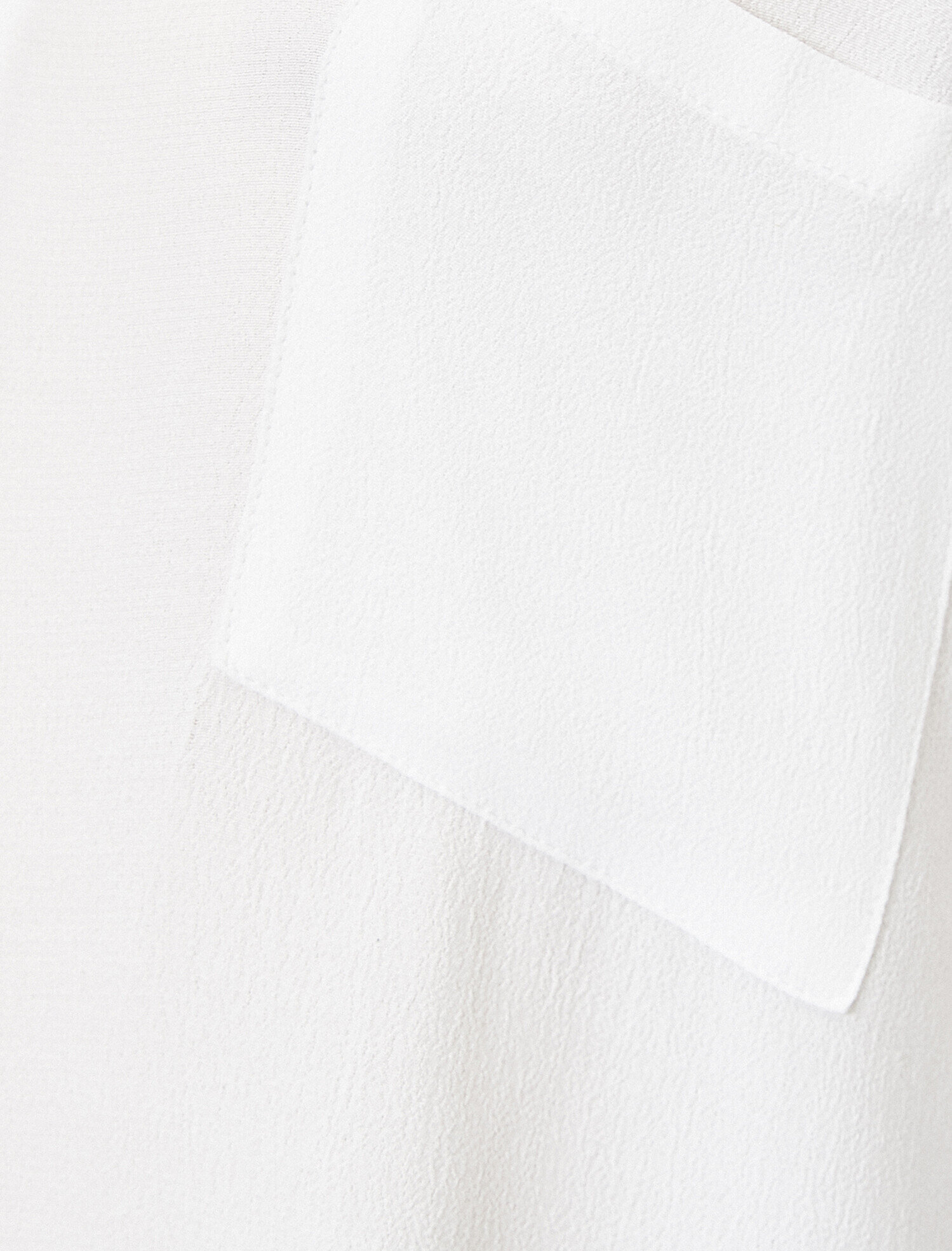   Sırt Dekolteli Bluz