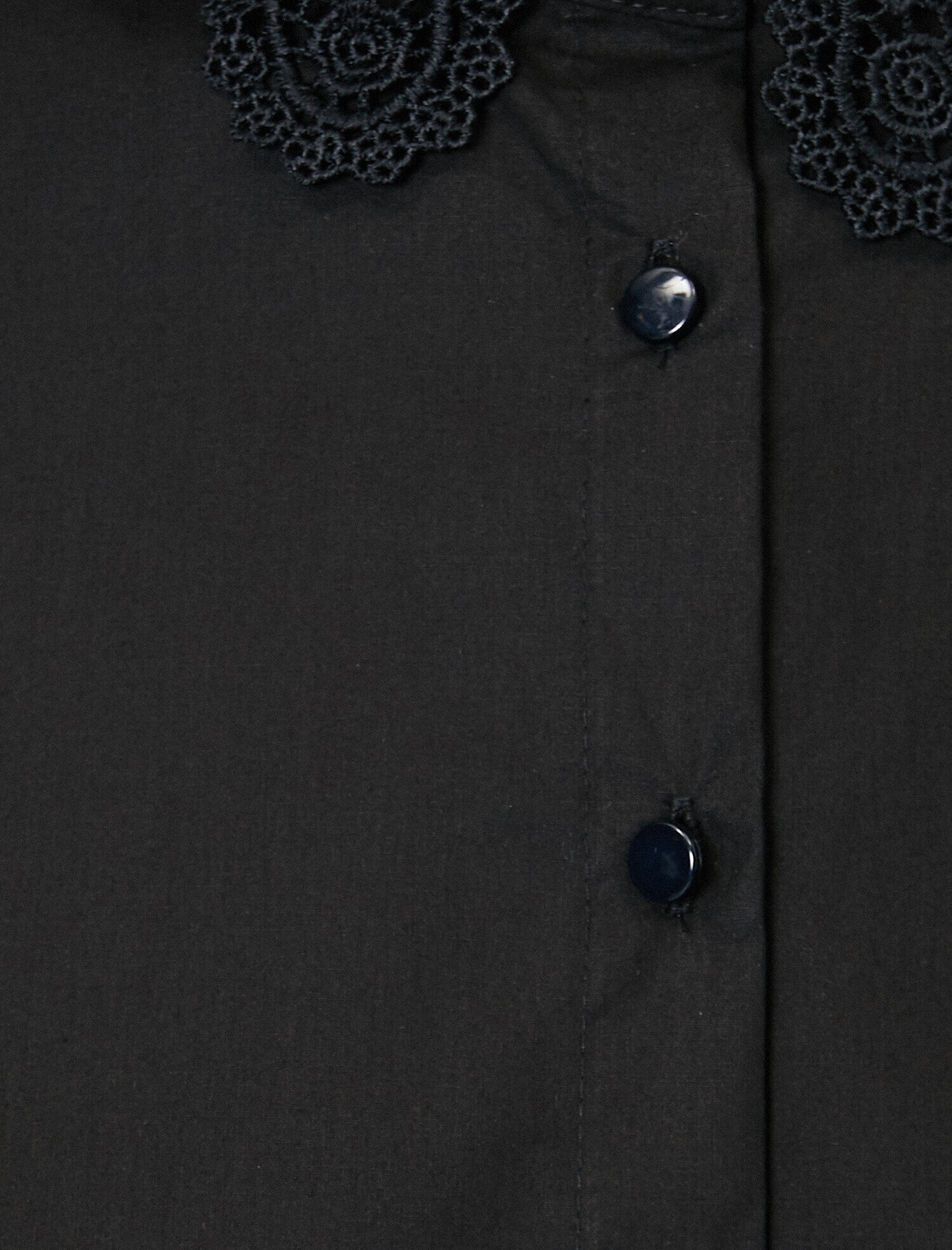   Balon Kollu Dantel Yaka Detaylı Gömlek