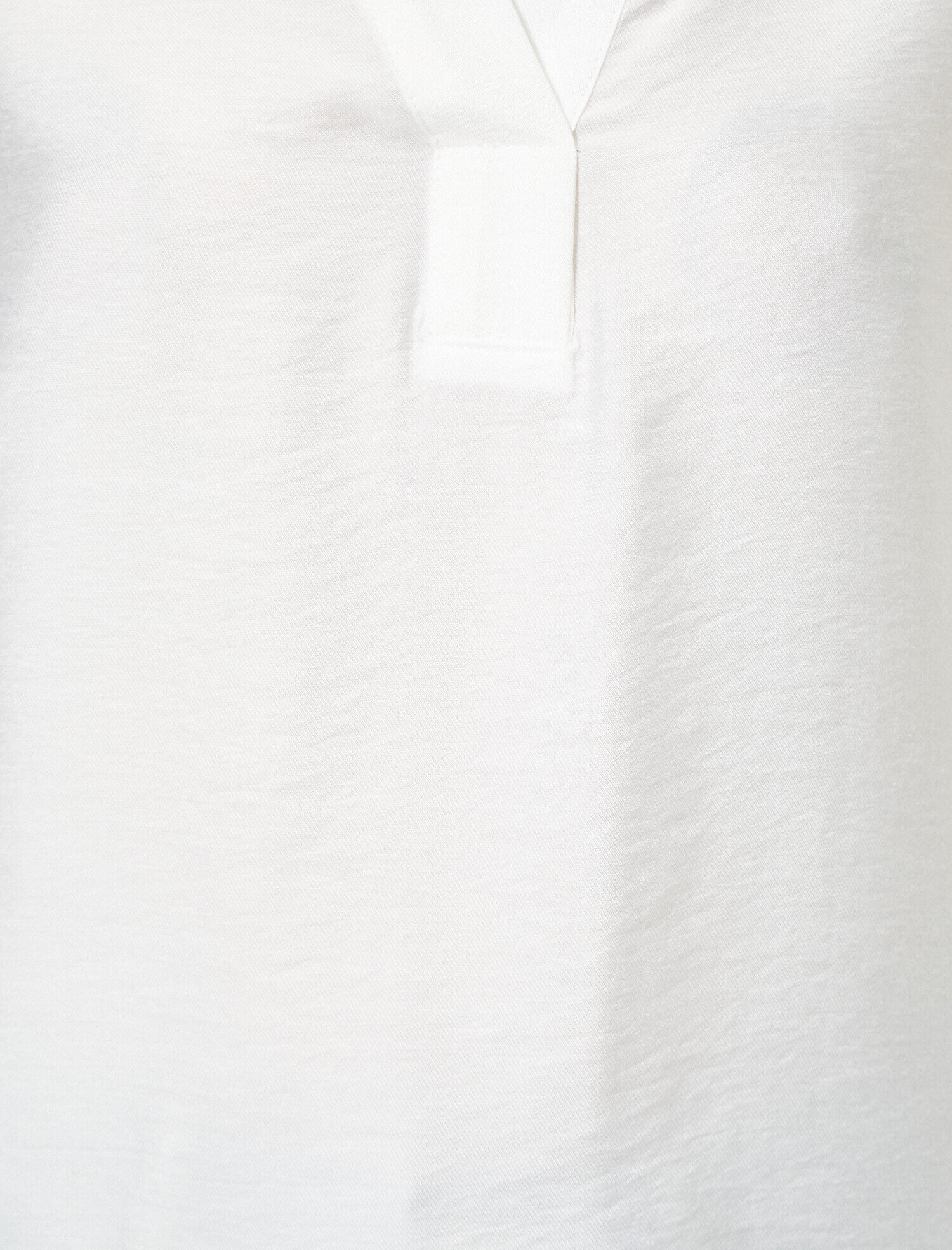 V Yaka Uzun Kollu Tunik