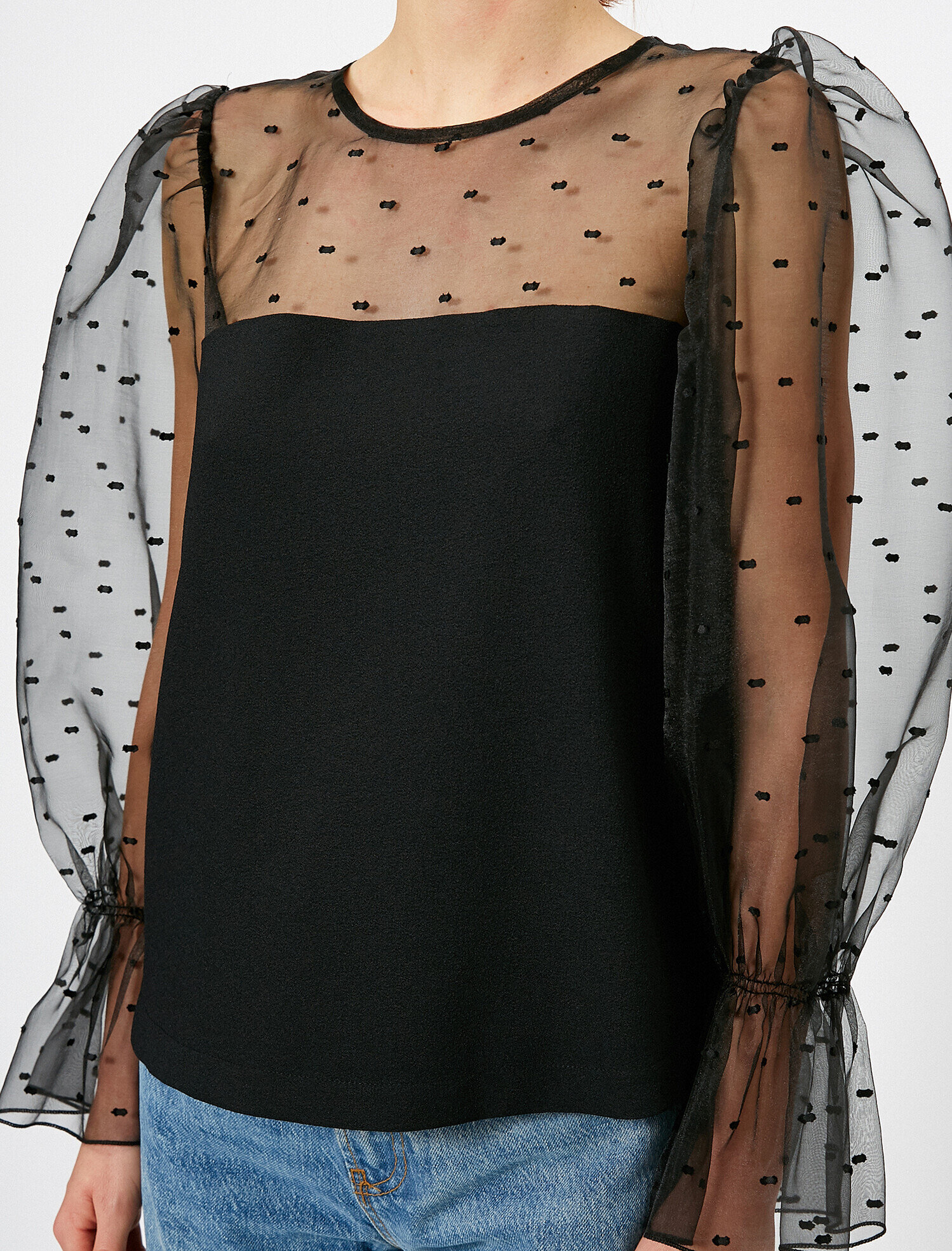   Organze Balon Kol Detaylı Bluz