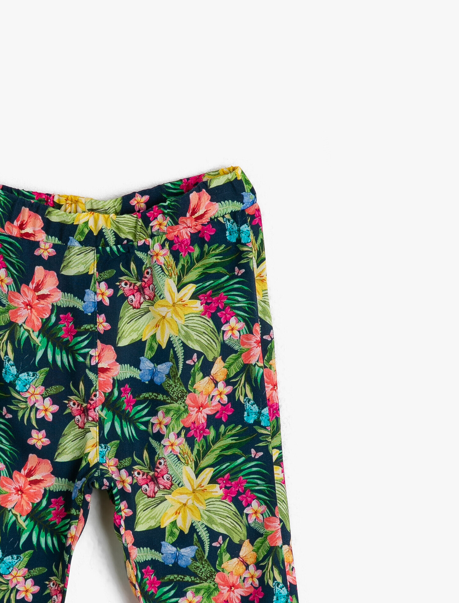  Kız Bebek Desenli Pantolon