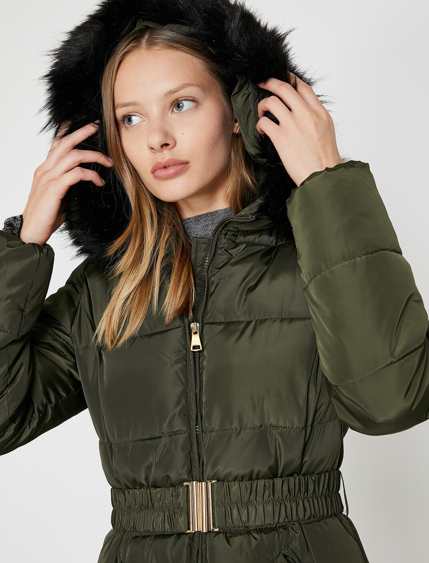   Kapüşonlu Şişme Mont Cepli