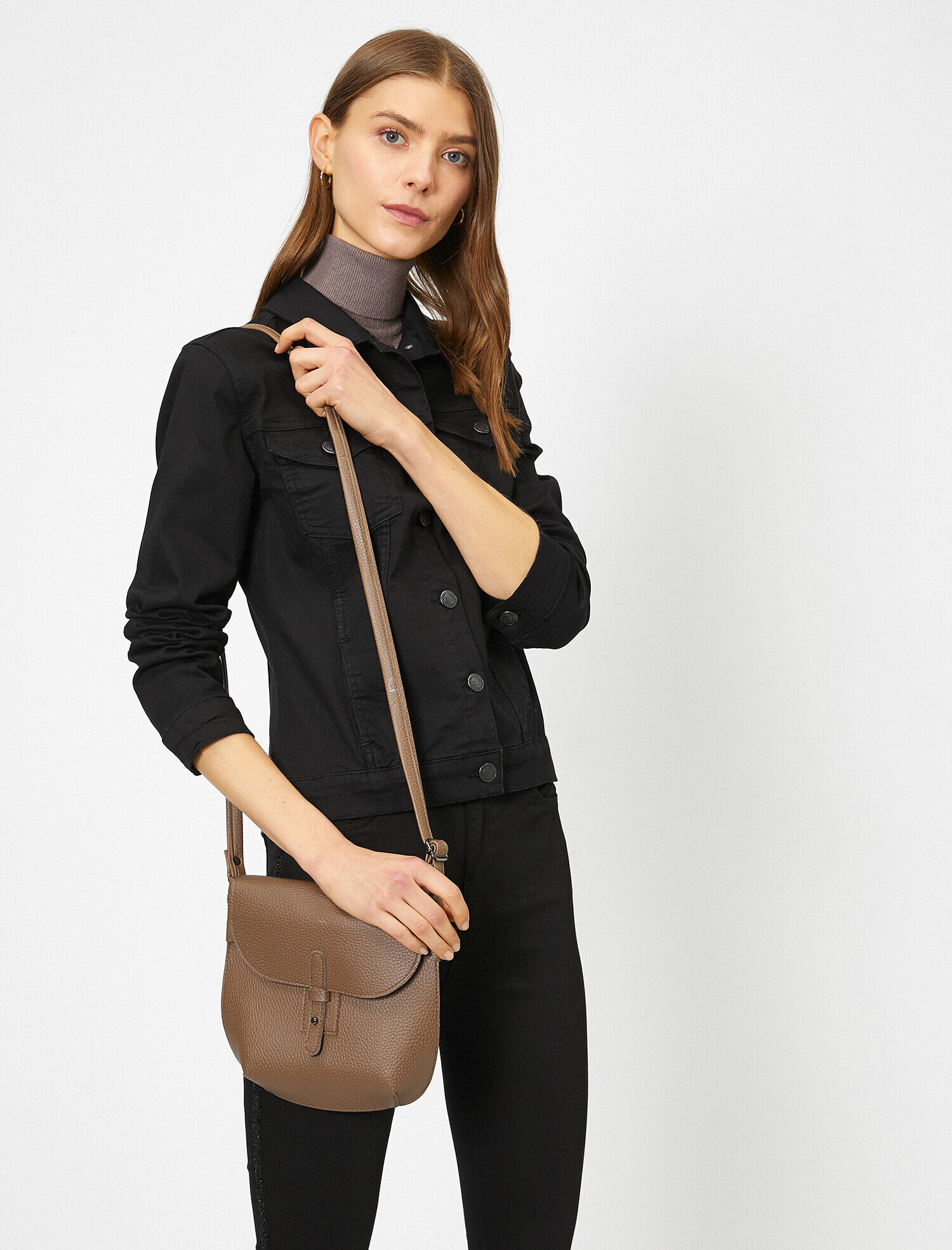  Kadın Deri Görünümlü Omuz Çantası