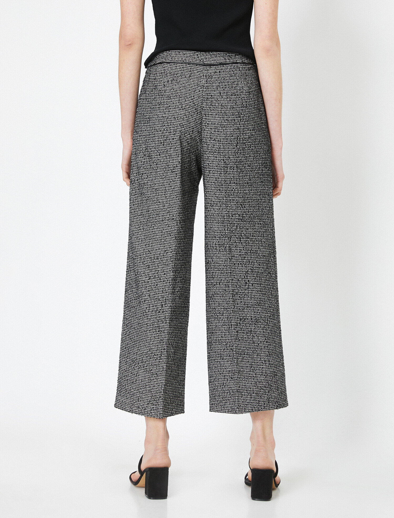   Normal Bel Kısa Paça Pantolon