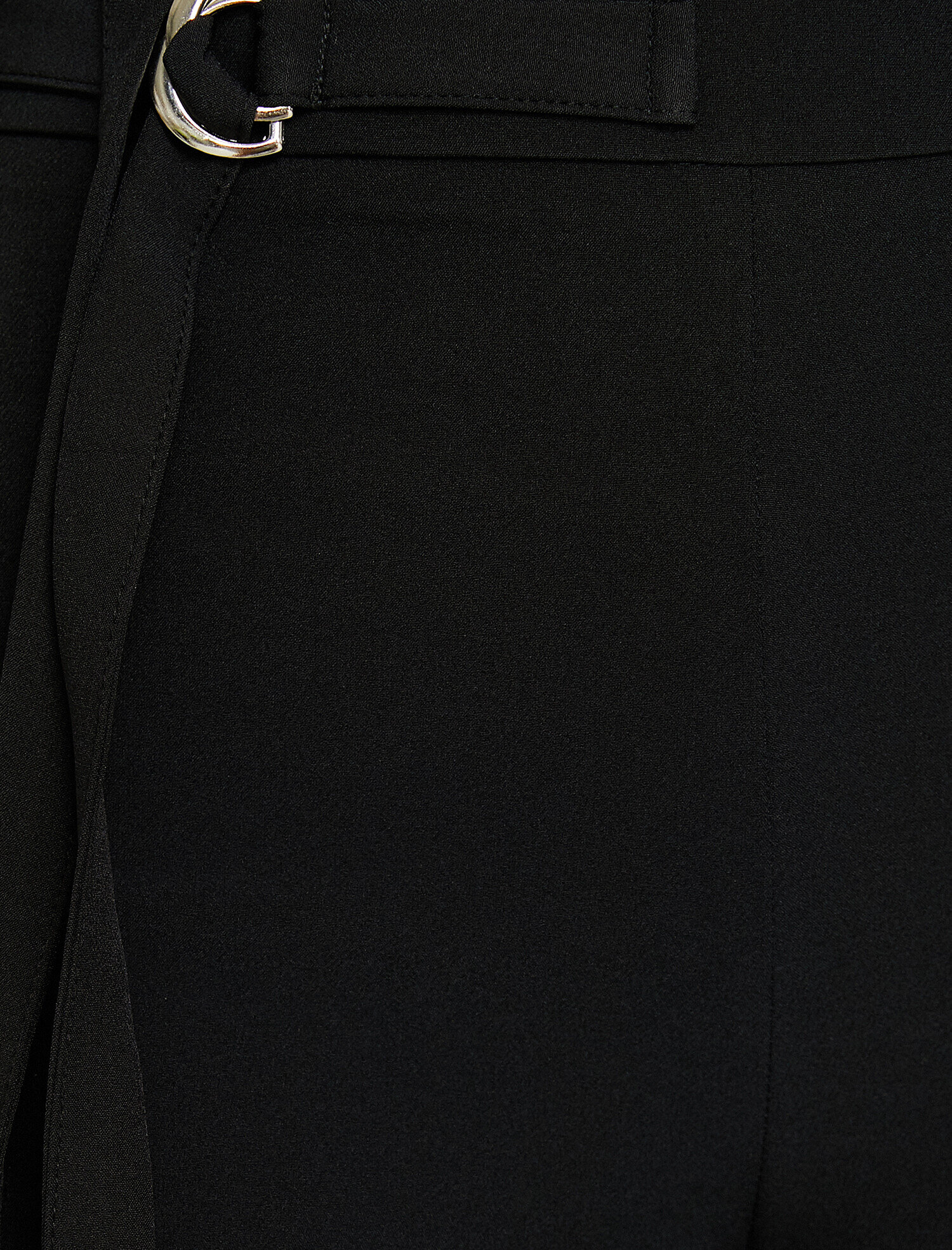   Kemer Detaylı Pantolon