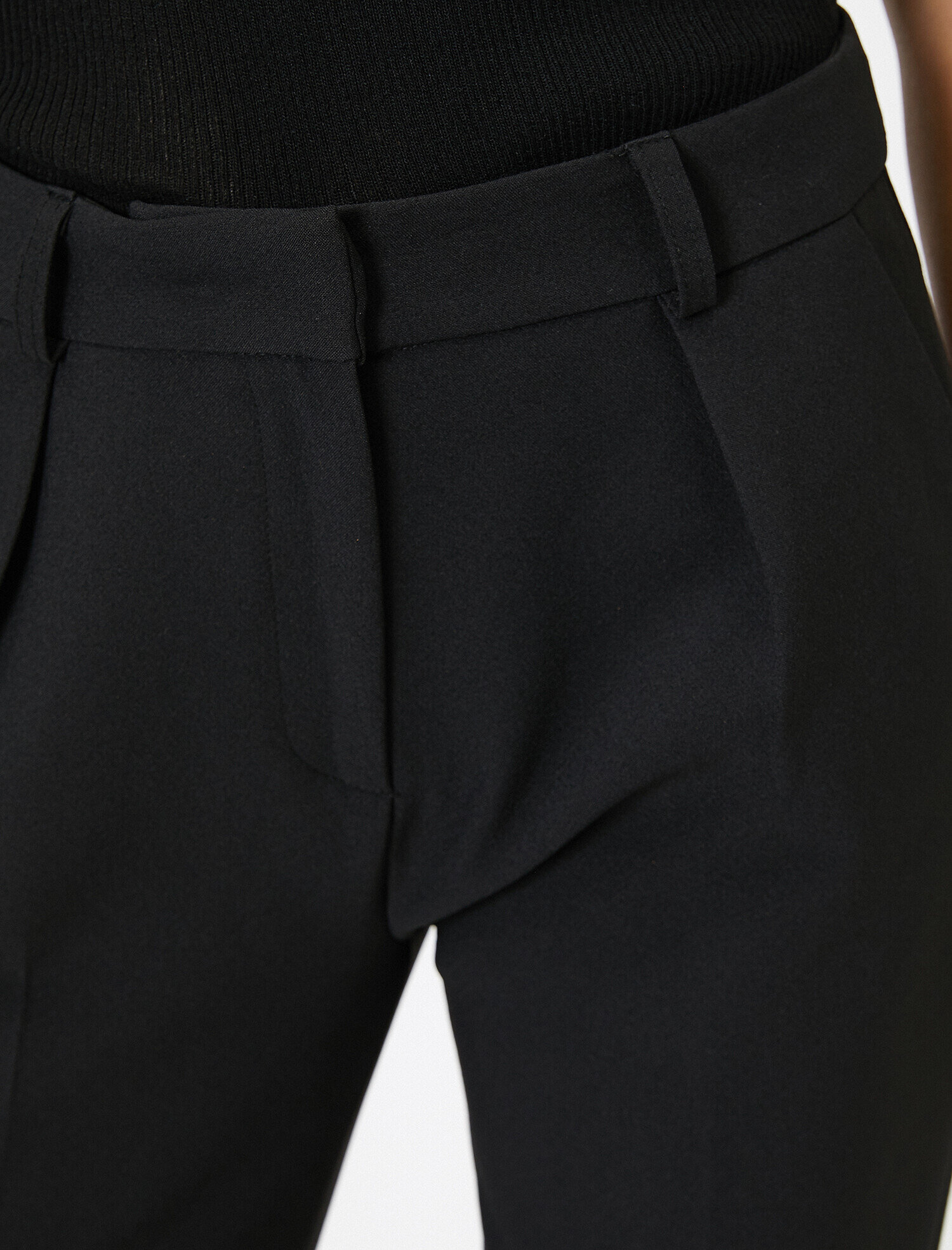   Cep Detaylı Pantolon