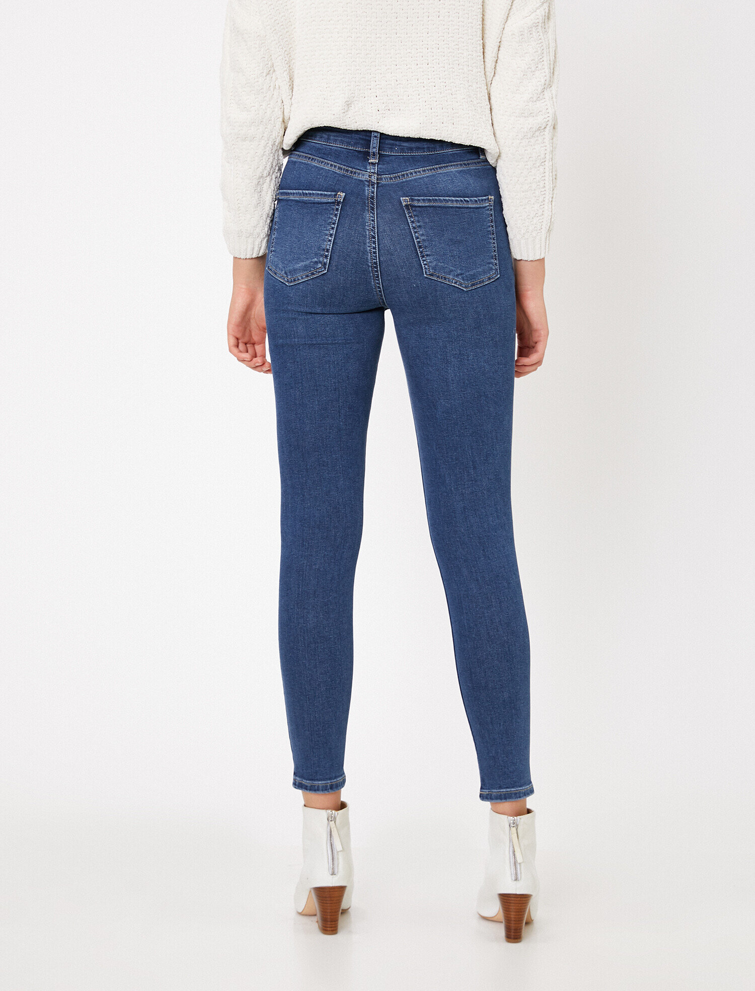   Taylor Jean Pantolon