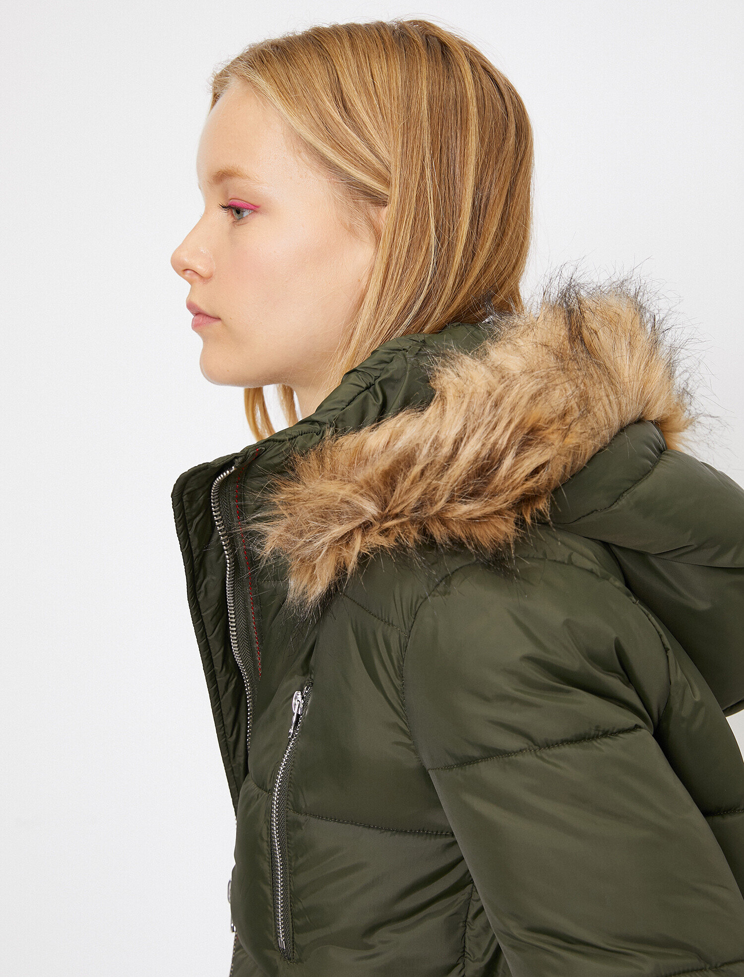   Suni Kürk Detaylı Şişme Mont