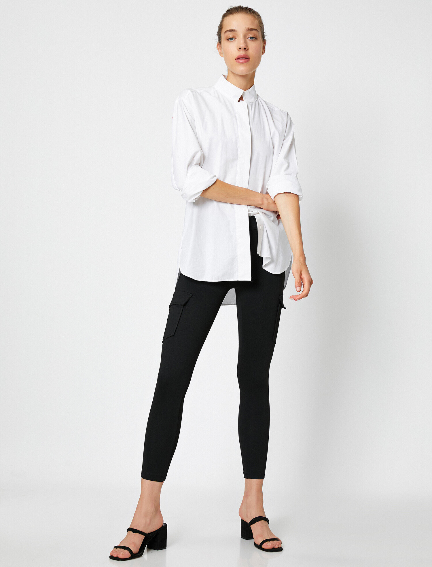   Lastik Detaylı Tayt