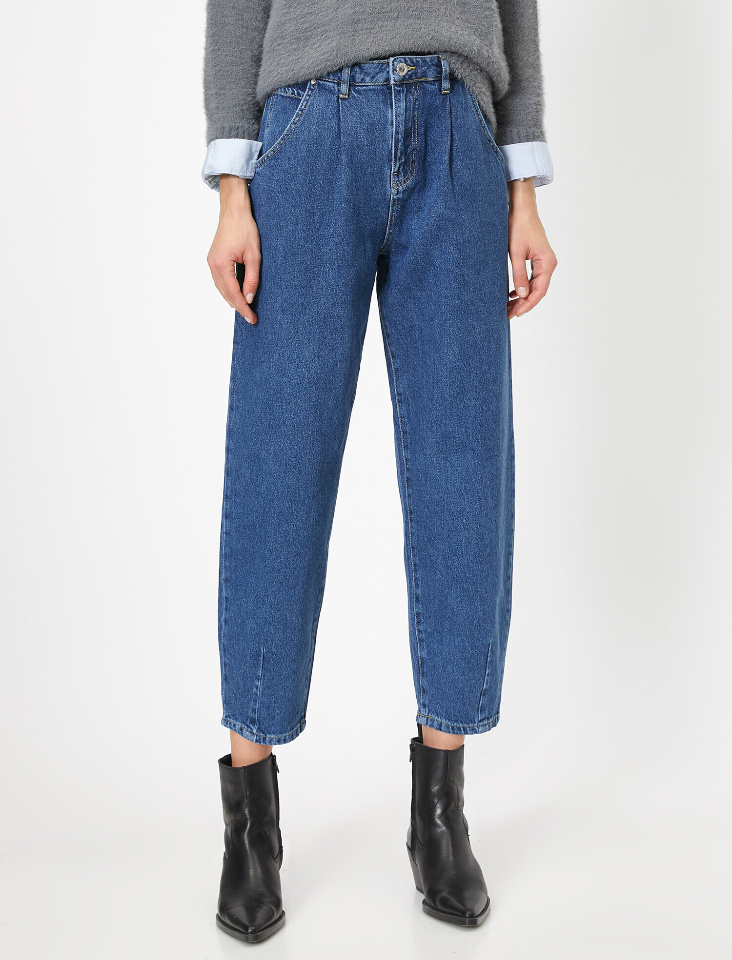  Slouchy Jean - Yüksek Bel Baldırı Bol Paçada Darlaşan Salaş Kesim Pantolon