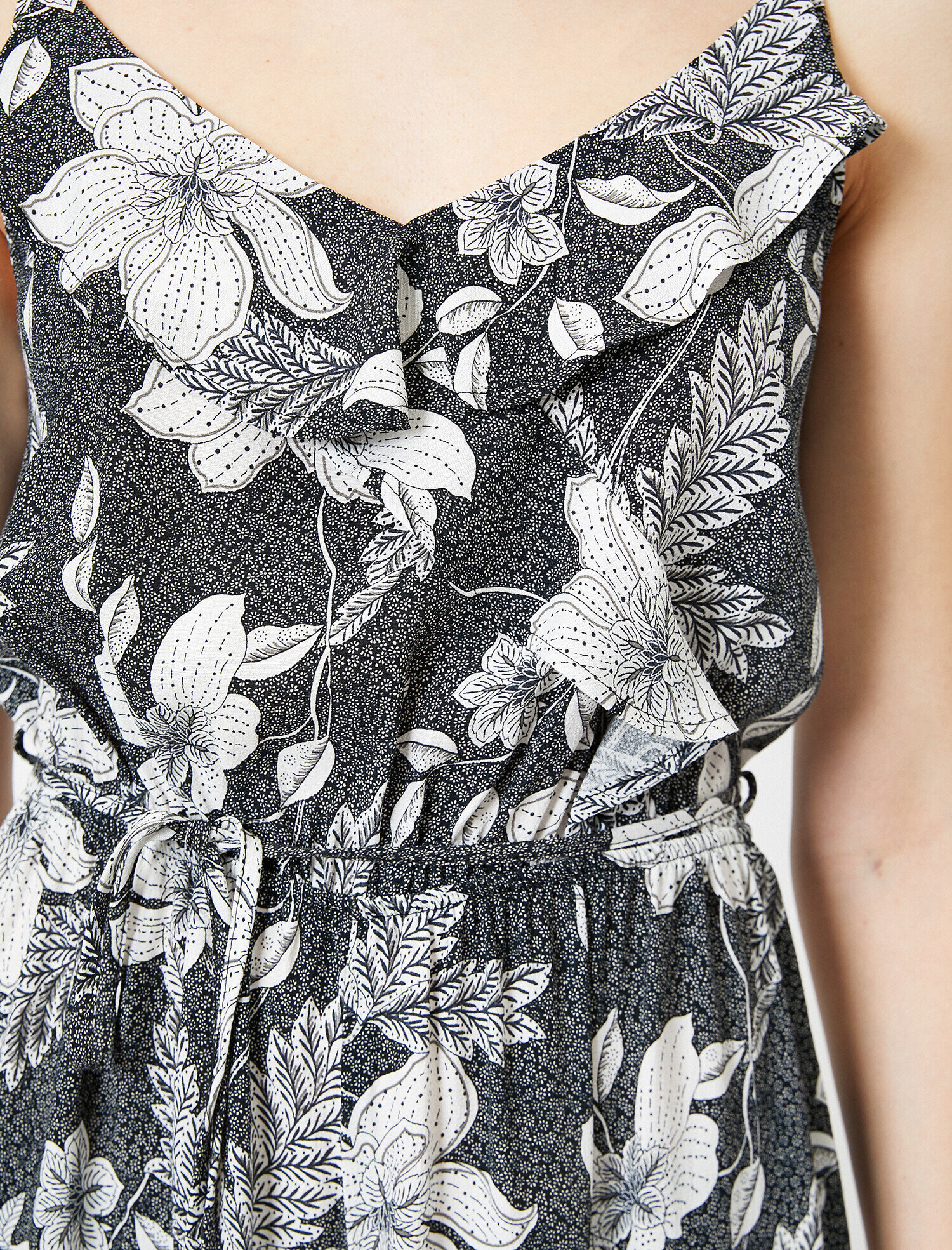   Çiçek Desenli Tulum