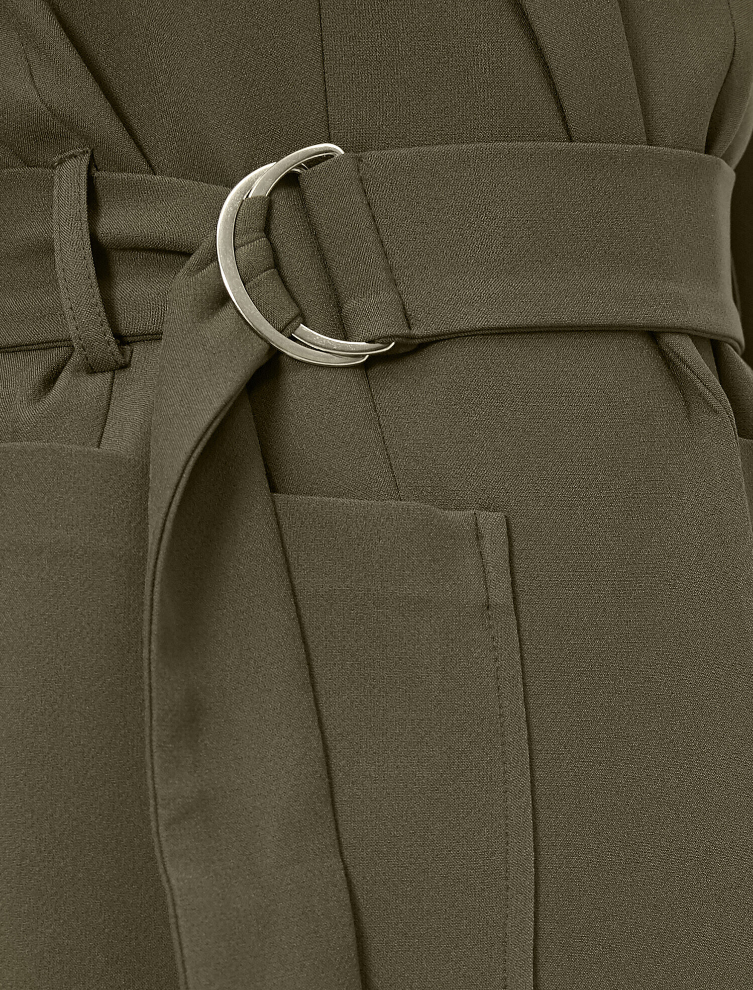   Kemer Detaylı Blazer Ceket