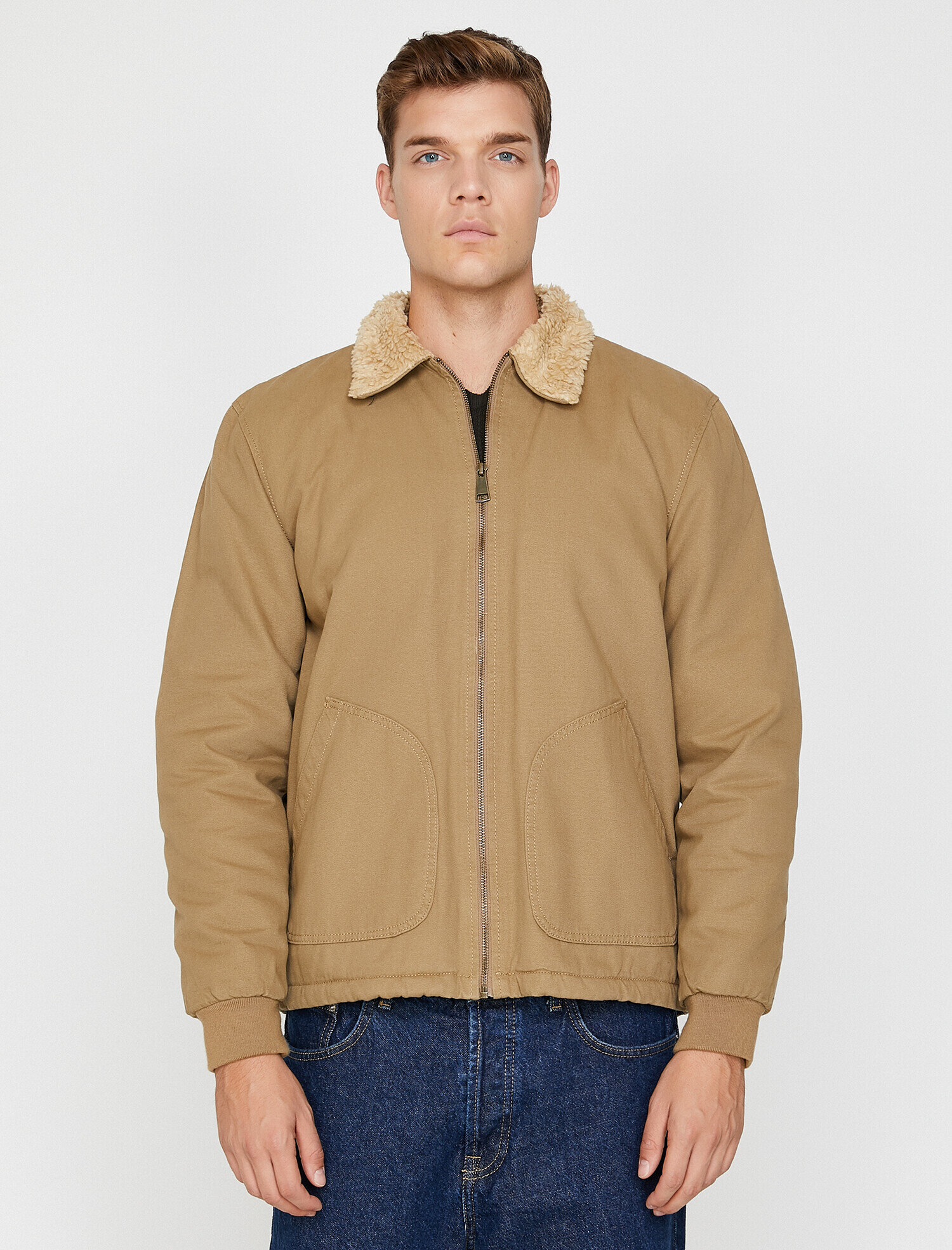   Yakası Suni Kürk Detaylı Mont