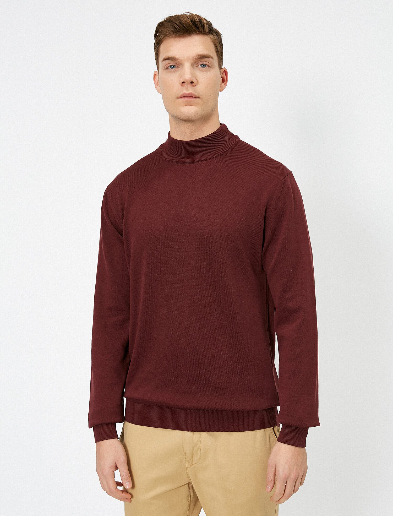   Yüksek Yaka Triko Kazak