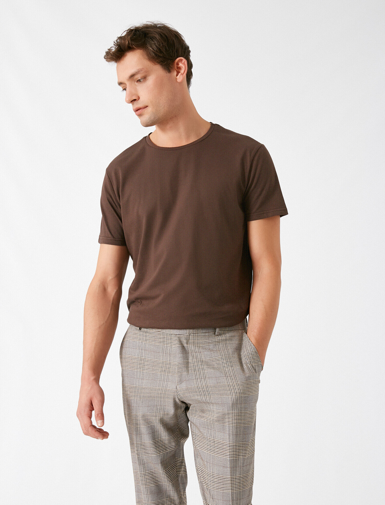   Pamuklu Bisiklet Yaka Kısa Kollu Tişört