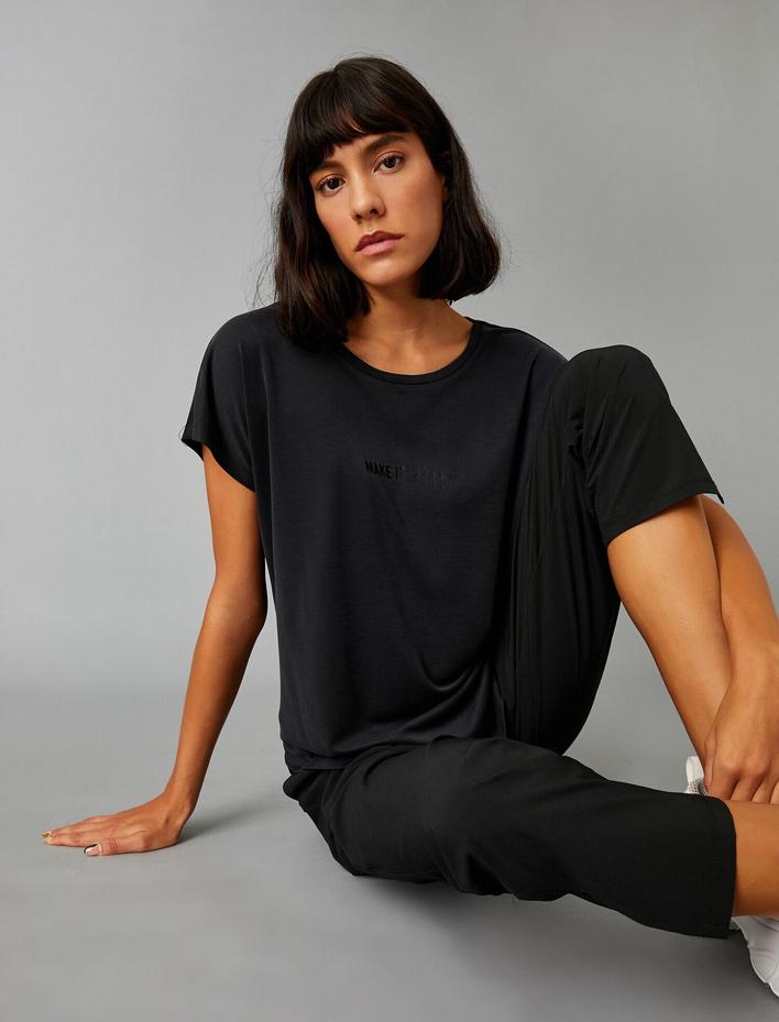  Slogan Baskılı Tişört