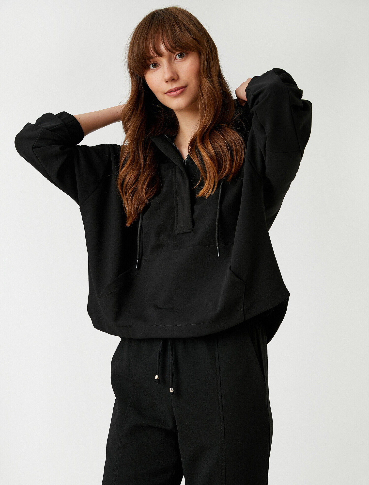   Yakası Fermuarlı Sweatshirt Kanguru Cepli