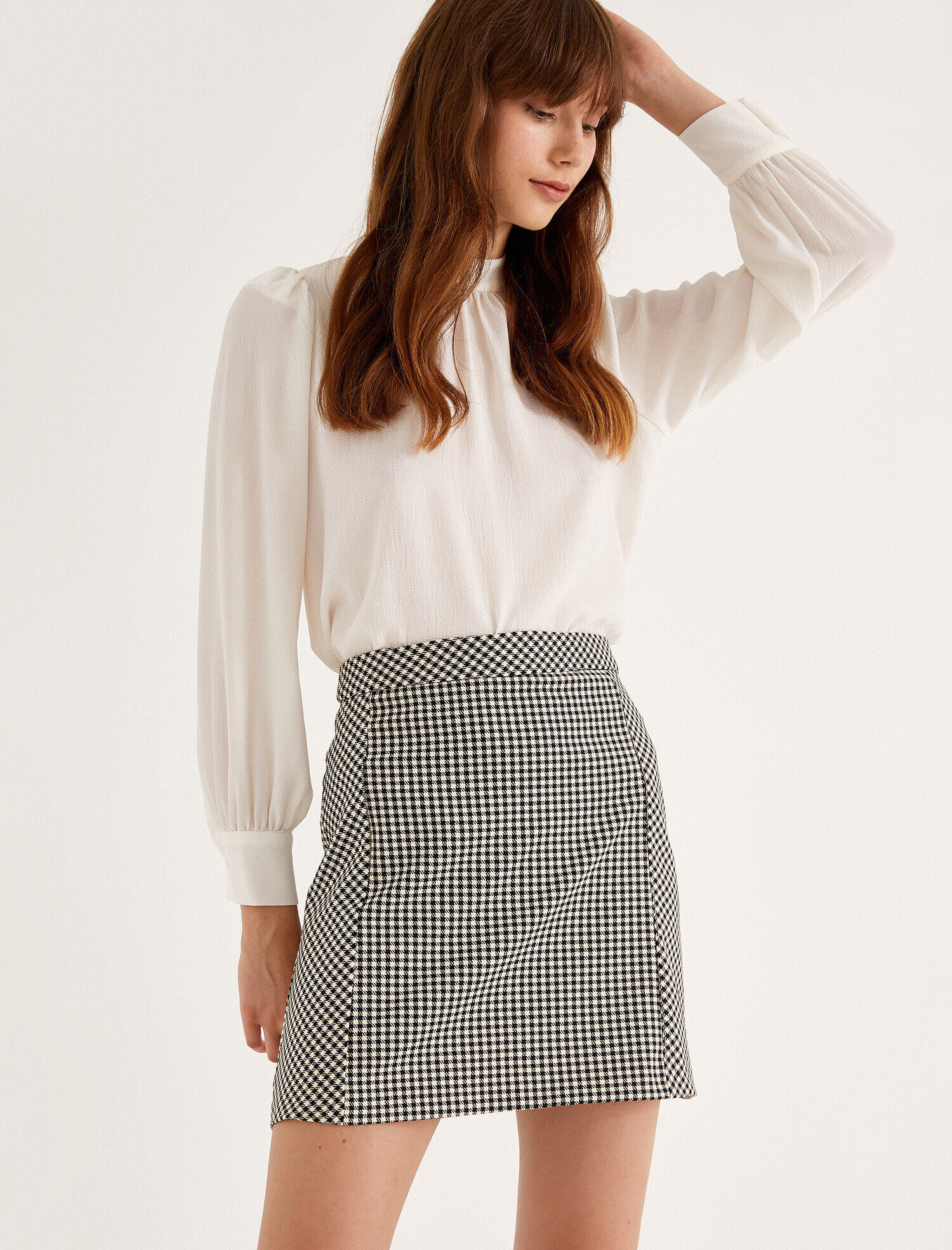   Uzun Kollu Bluz Dik Yaka Pamuklu