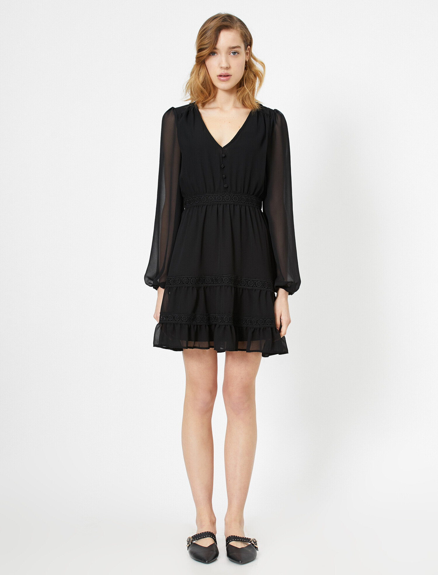   Şifon Abiye Elbise Bel Büzgü ve Düğme Detaylı V Yaka Uzun Kollu Mini