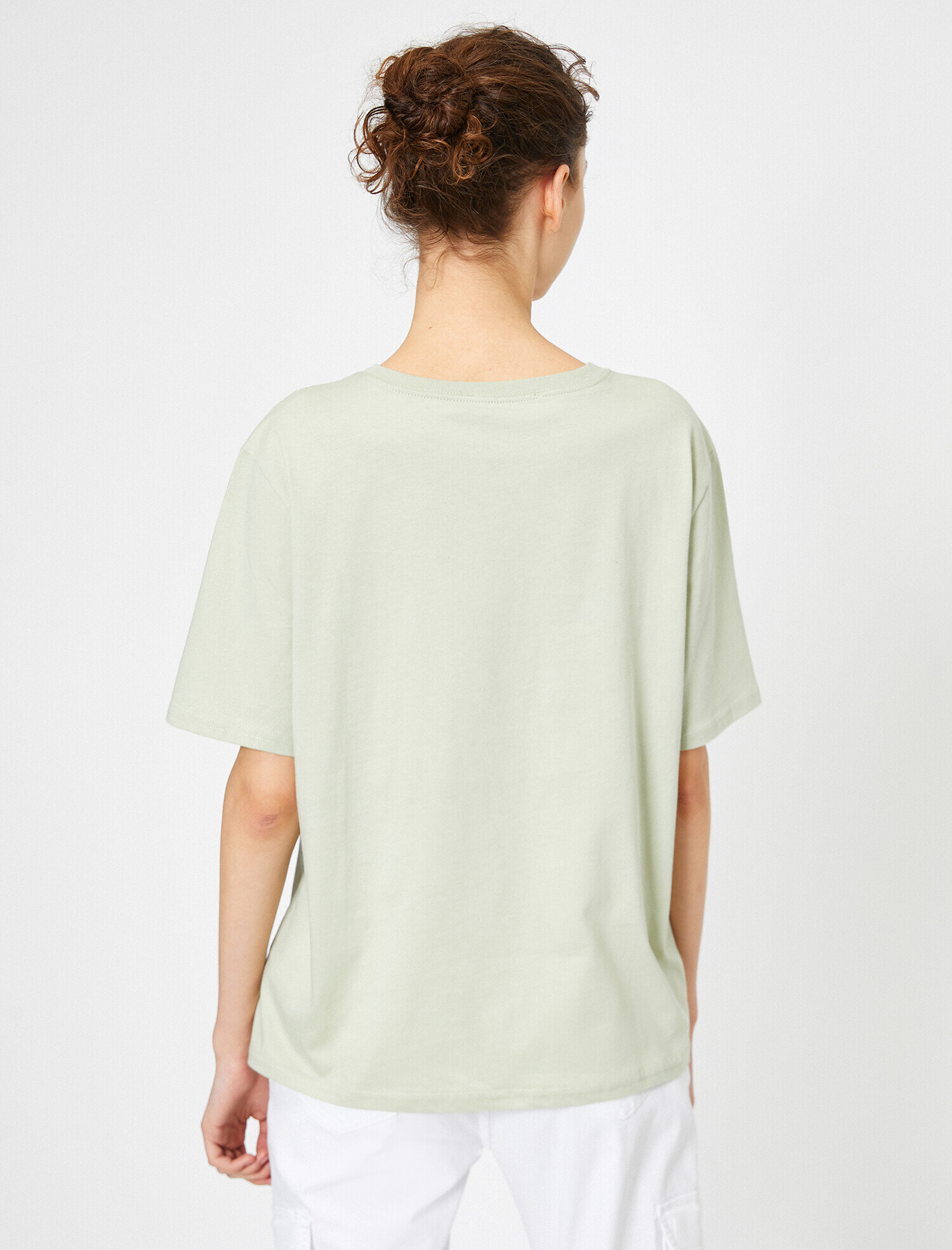   Cep Detaylı Tişört