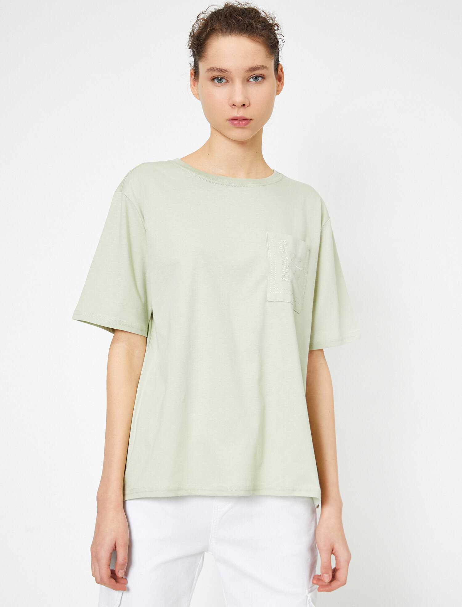   Cep Detaylı Tişört