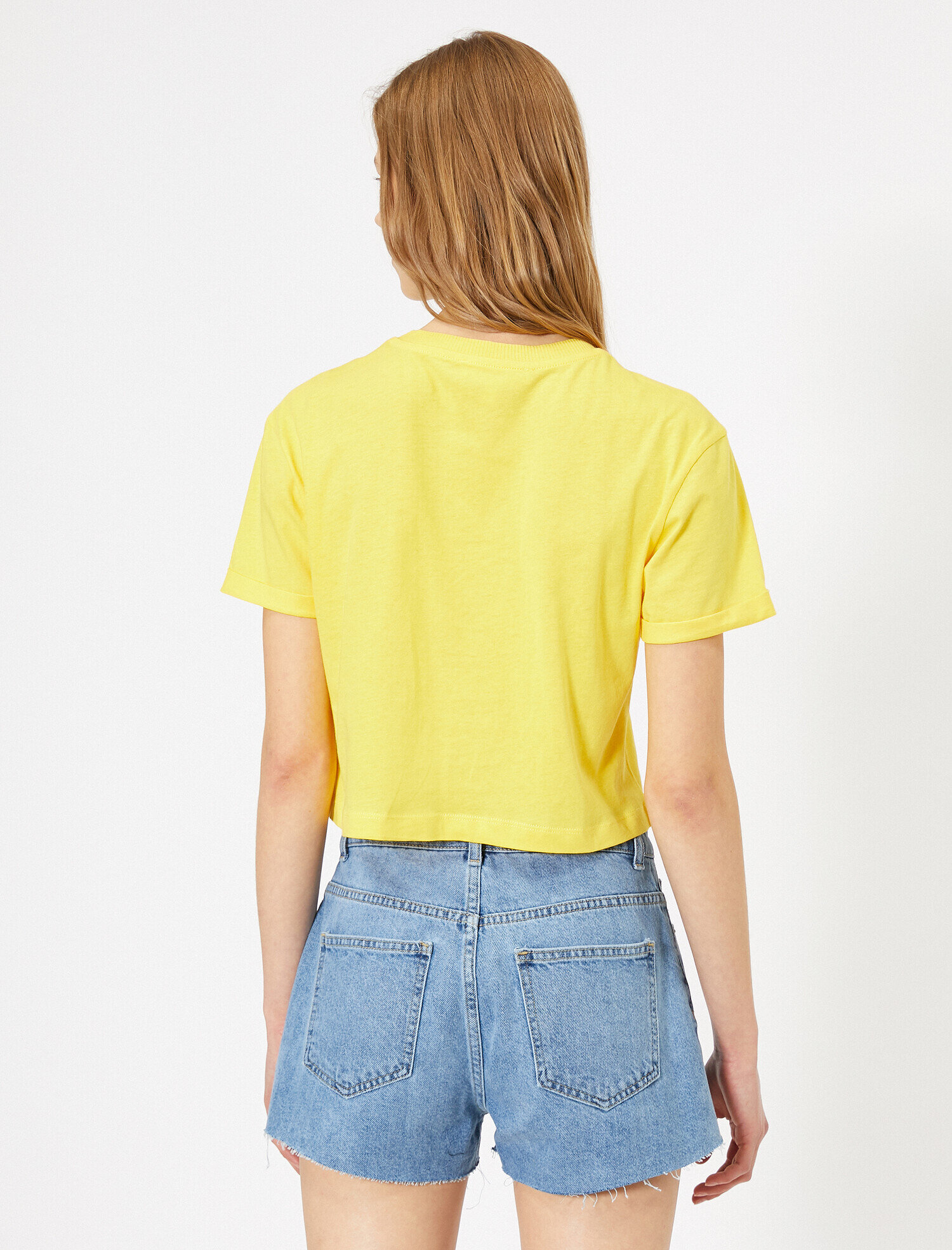   Cep Detaylı Tişört