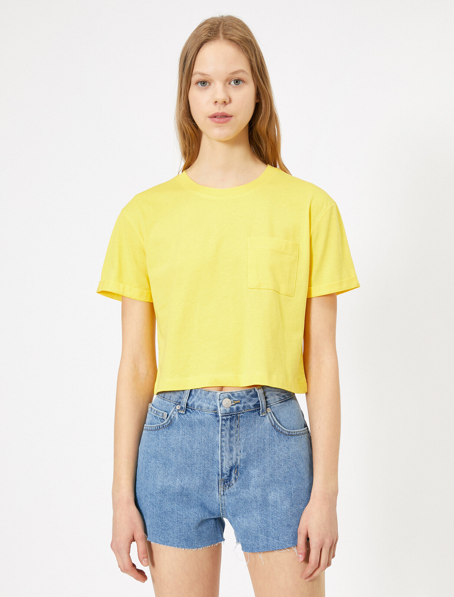   Cep Detaylı Tişört