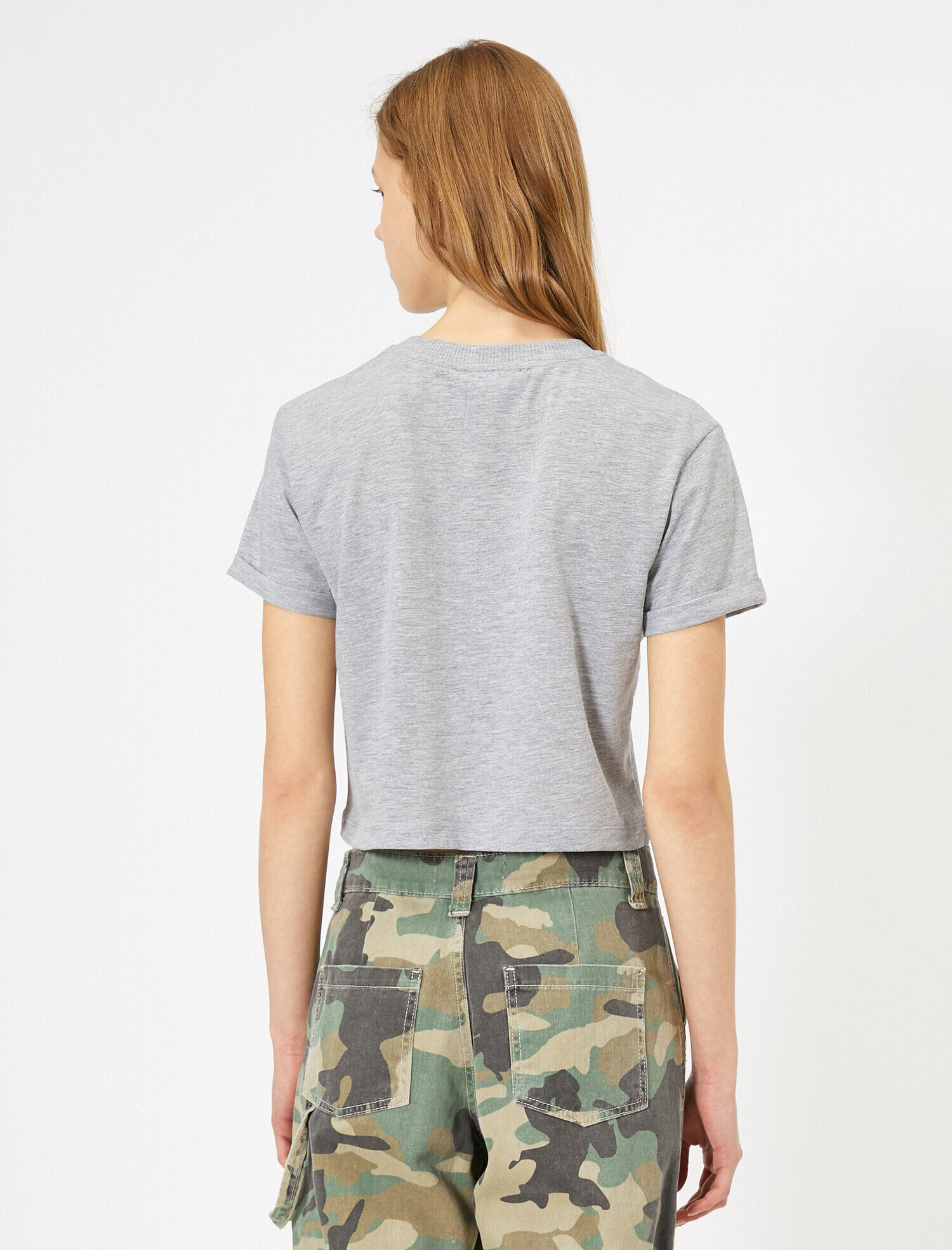   Cep Detaylı Tişört